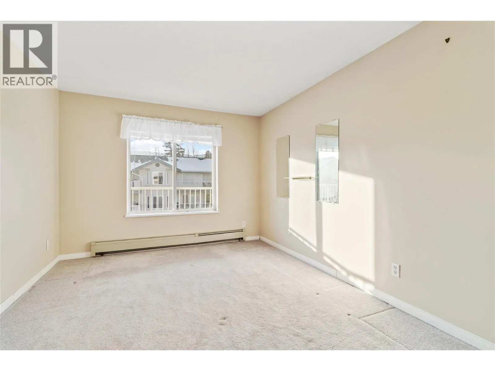 251 6 Street SE Unit# 308
