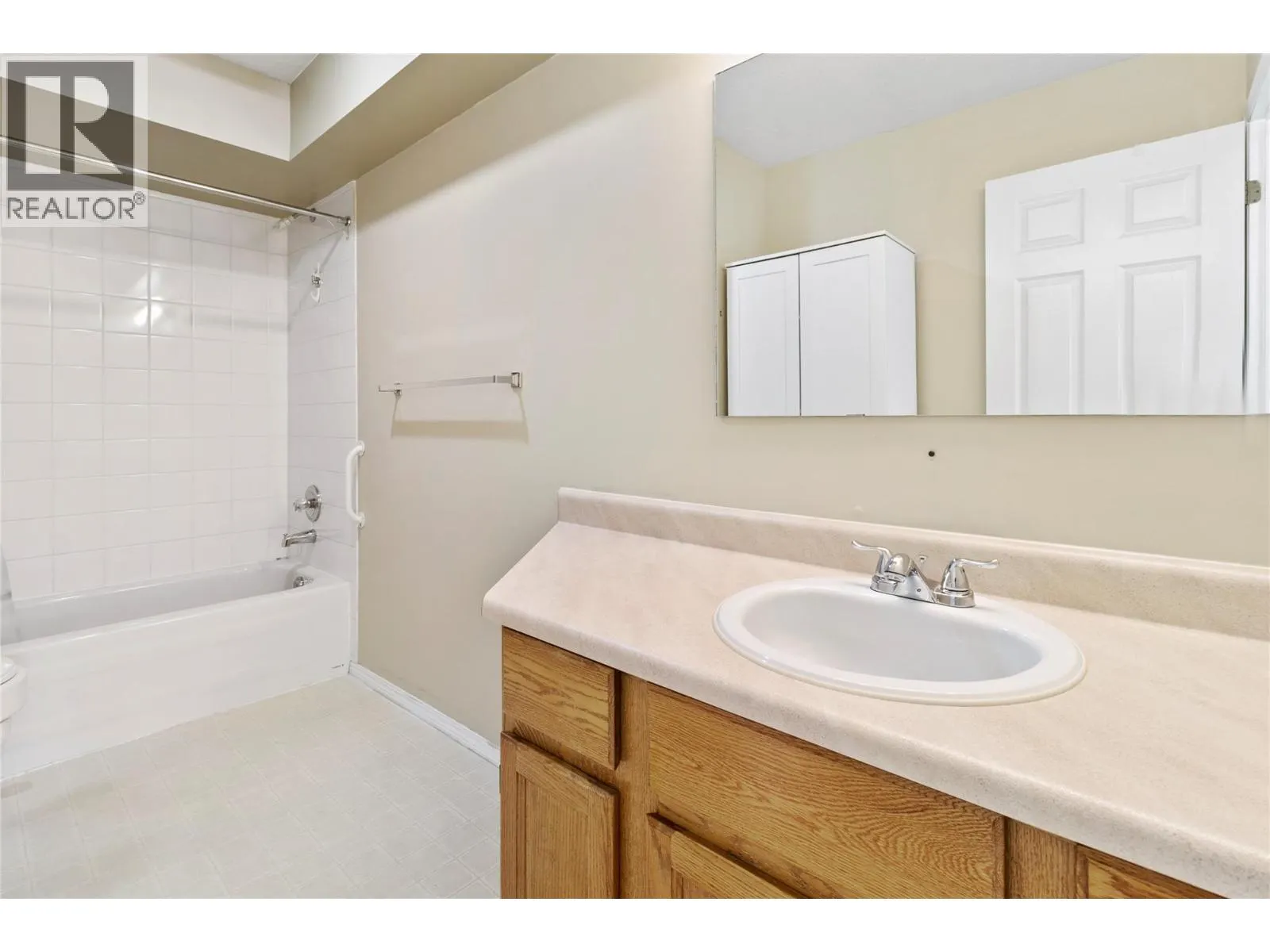 251 6 Street SE Unit# 308