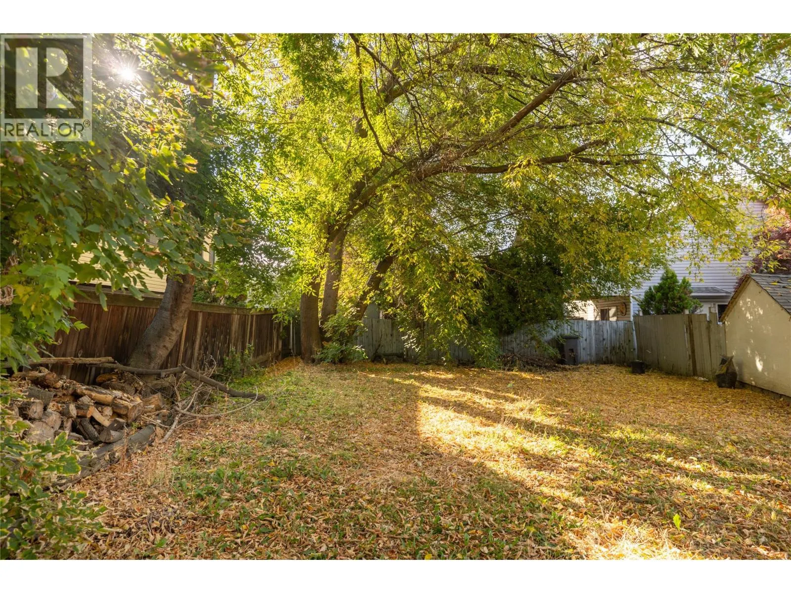 1923 Lindahl Street