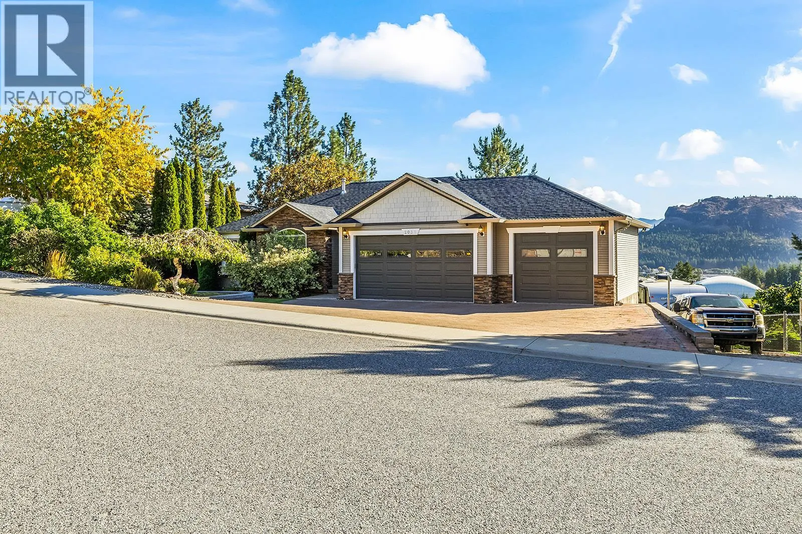 2031 Rosealee Lane