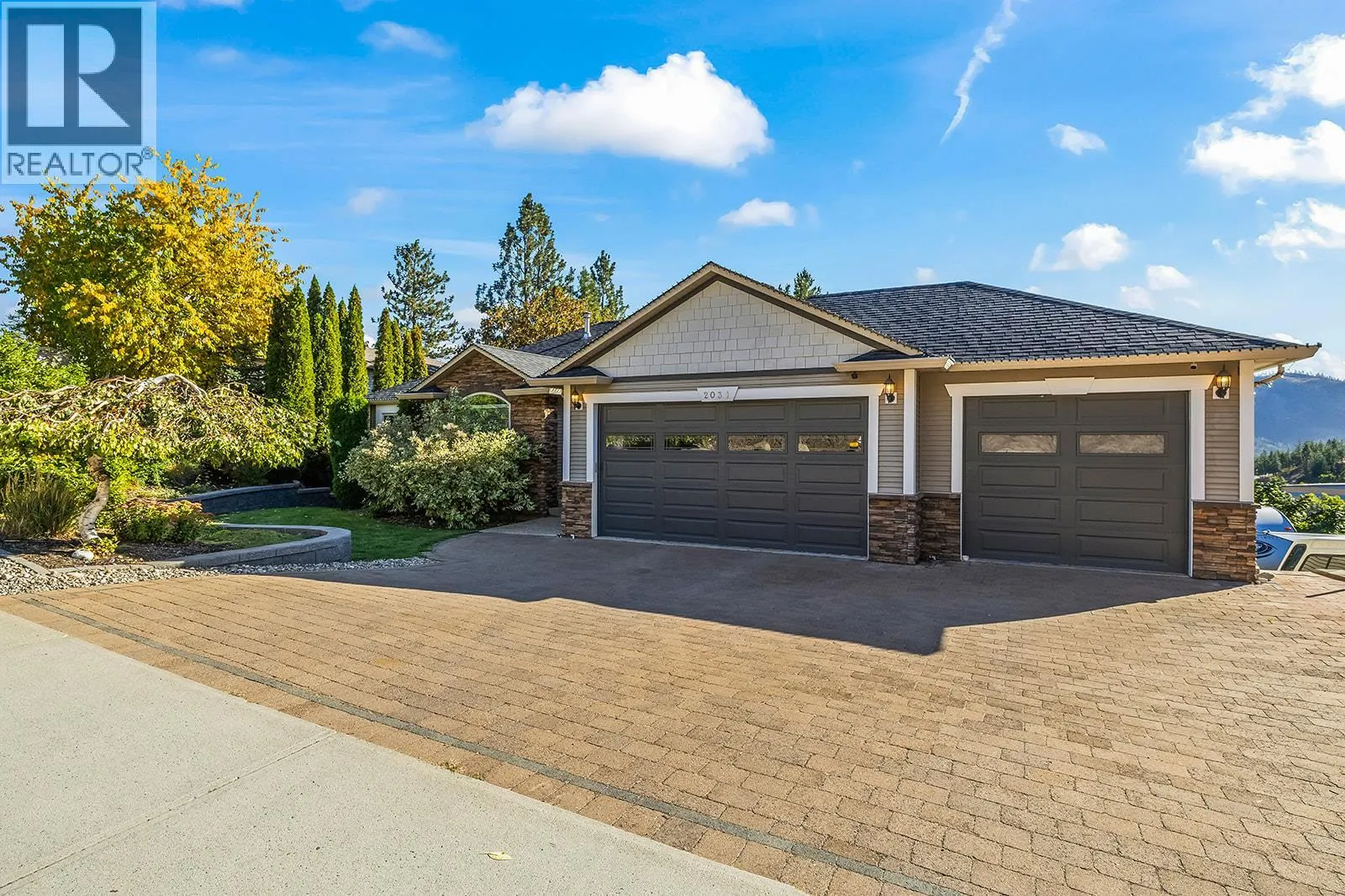 2031 Rosealee Lane