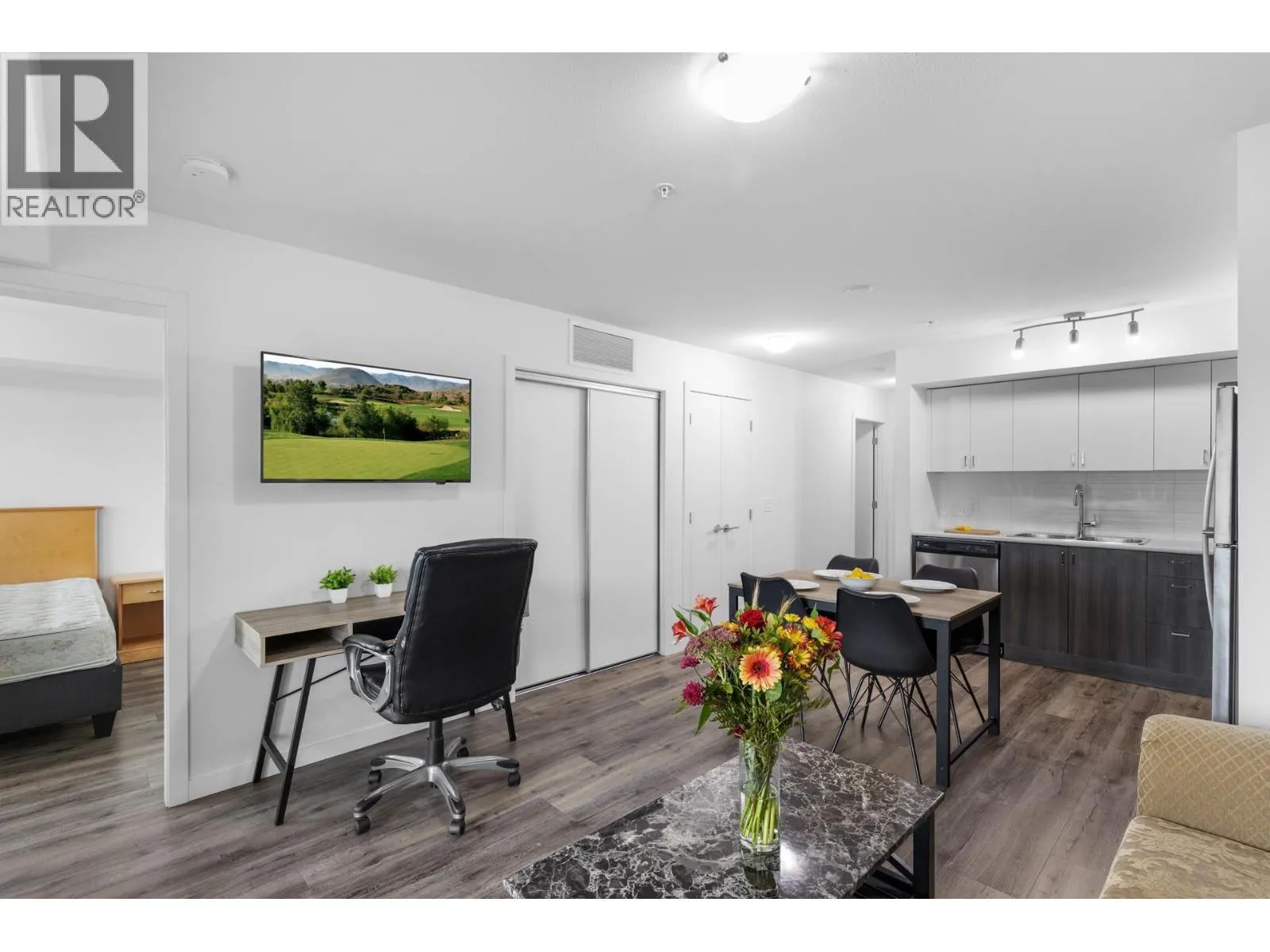 725 Academy Way Unit# 203