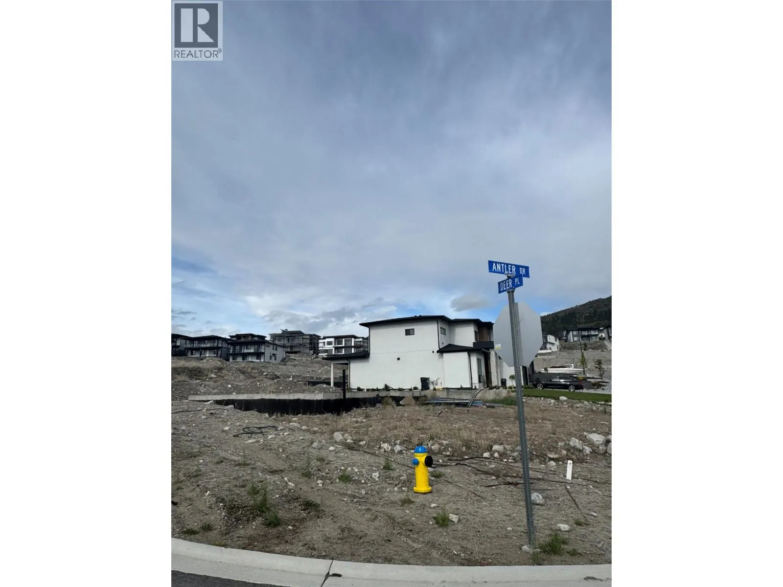 1129 antler Drive
