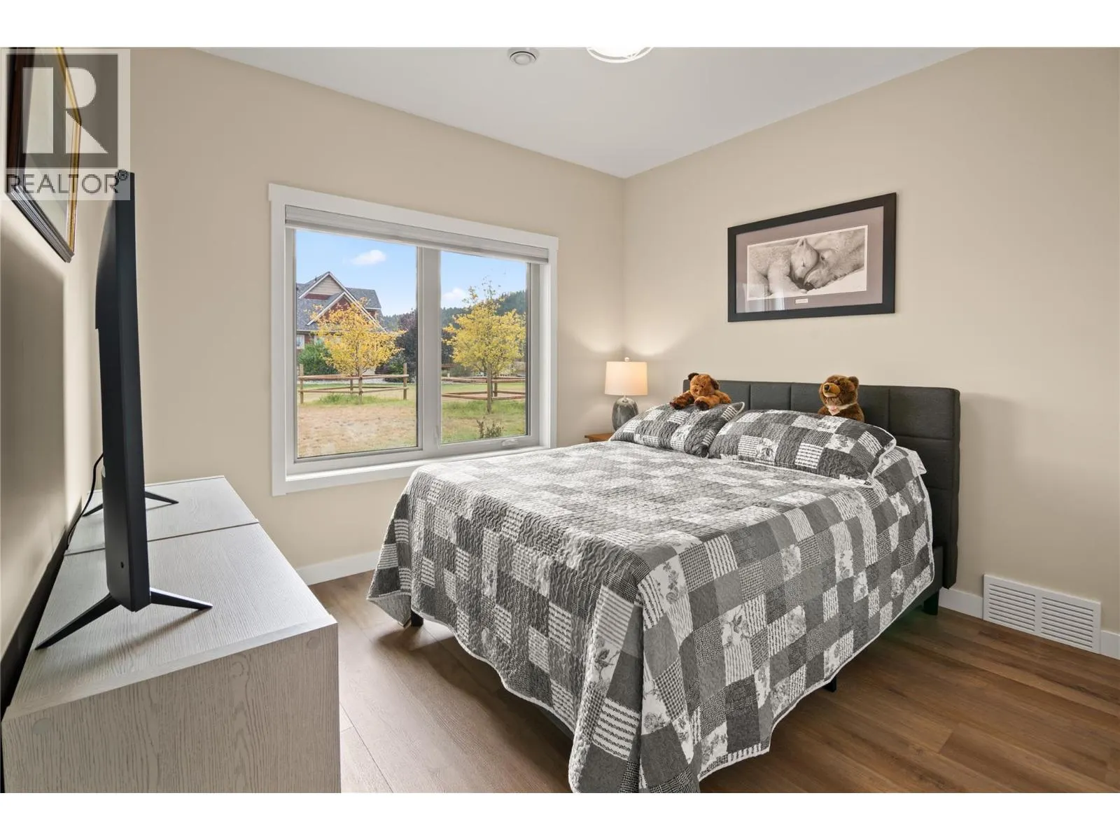 6909 Columbia Ridge Drive