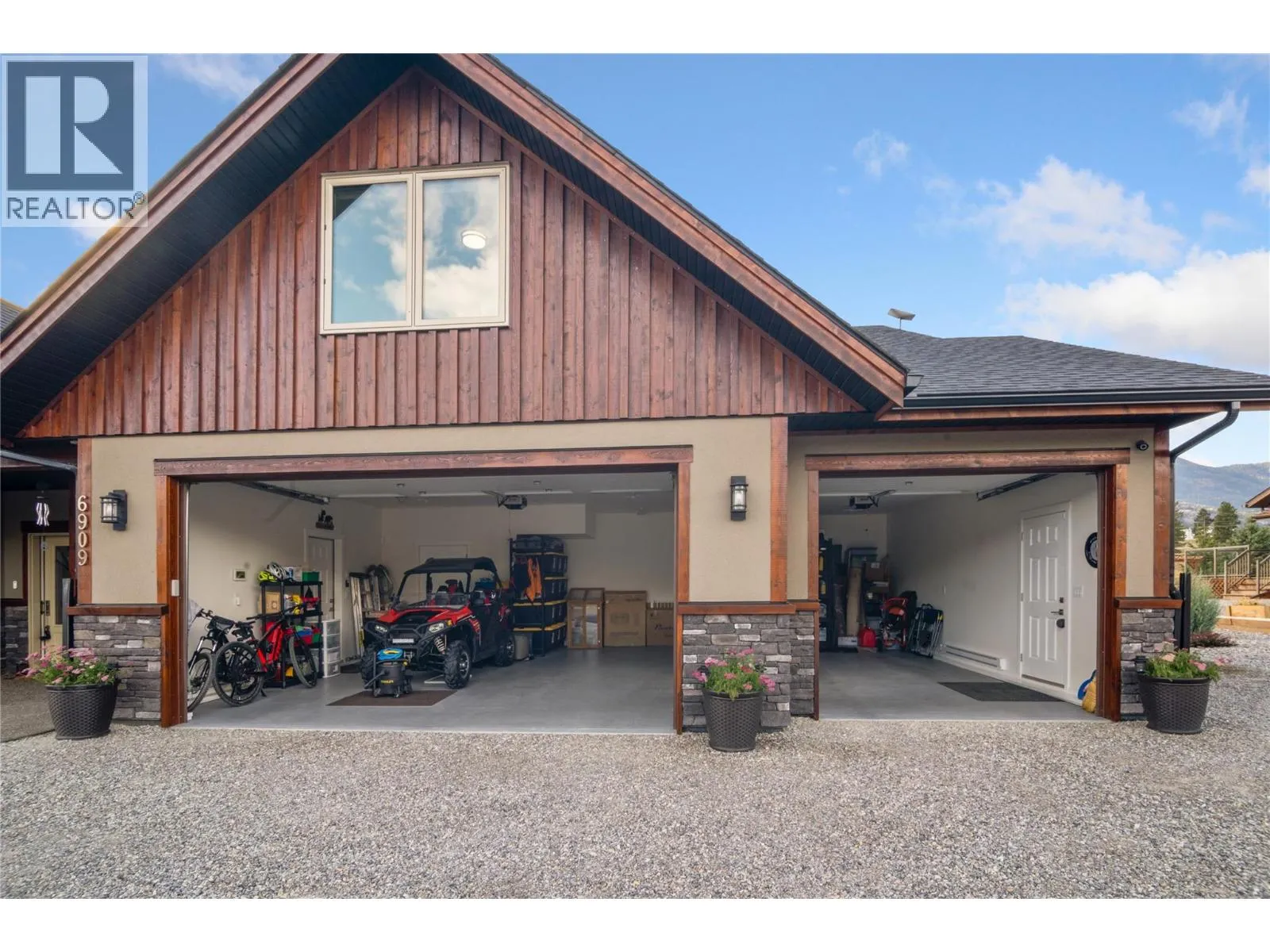 6909 Columbia Ridge Drive