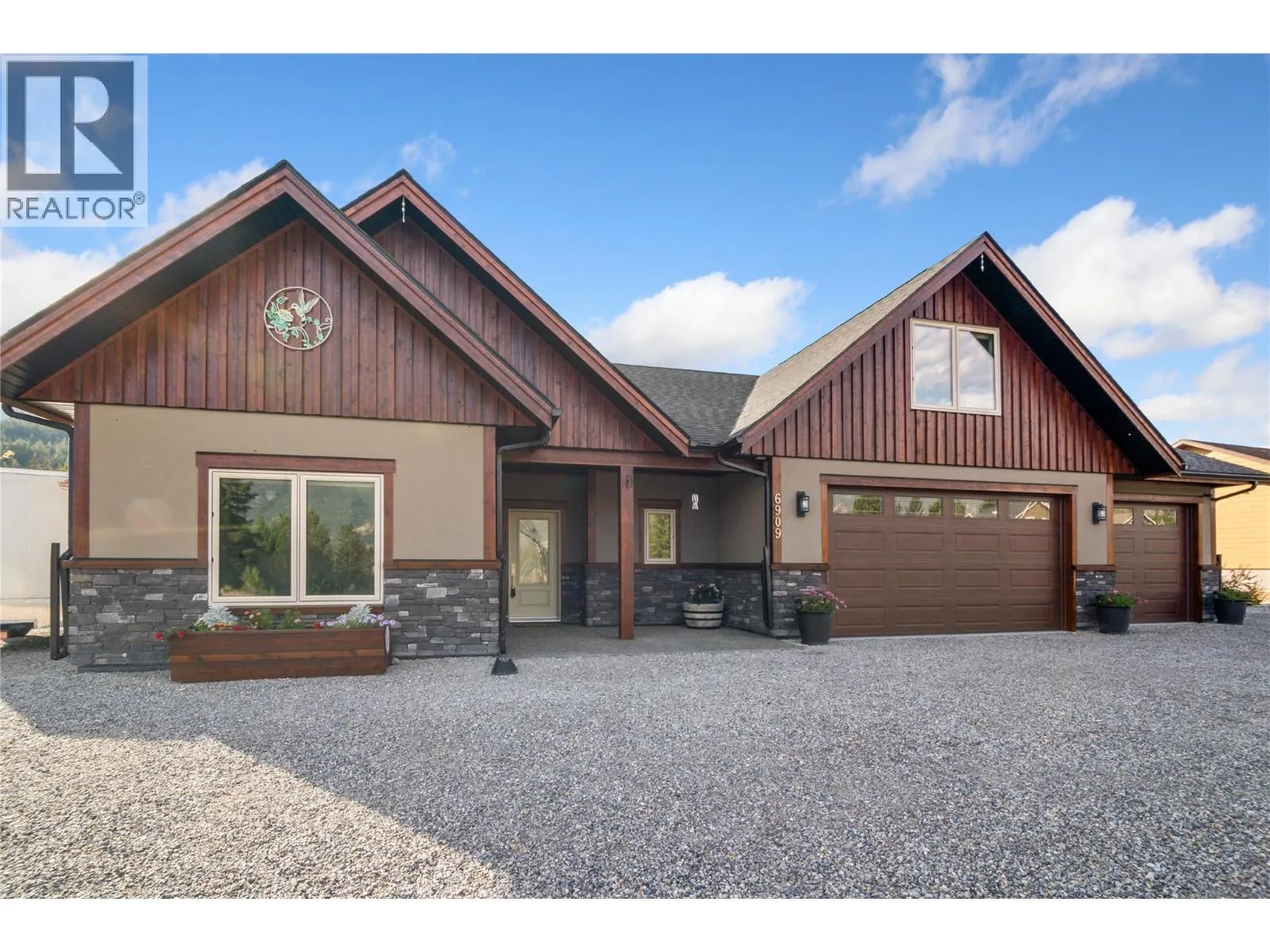 6909 Columbia Ridge Drive