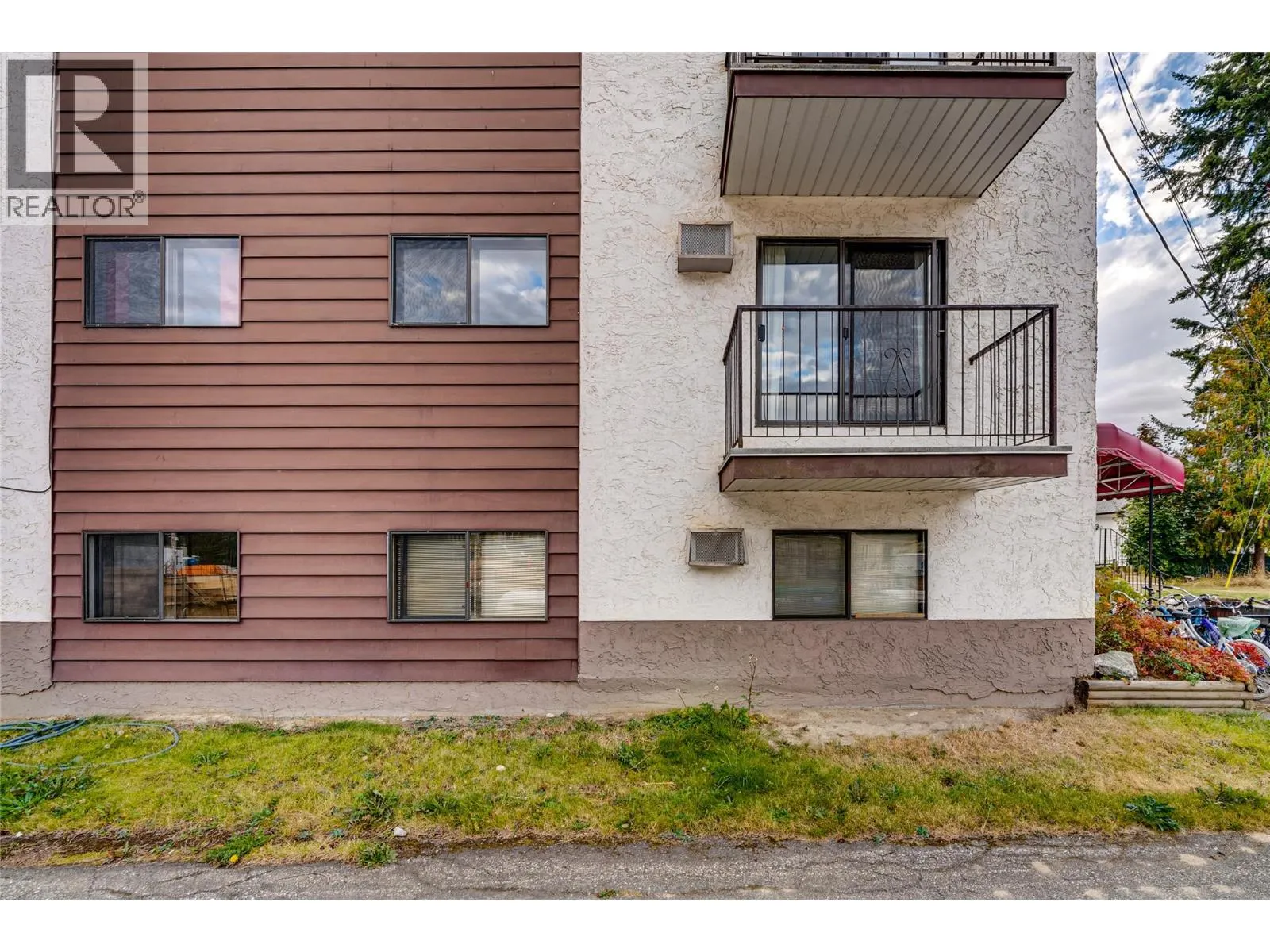 409 Main Street Unit# 206