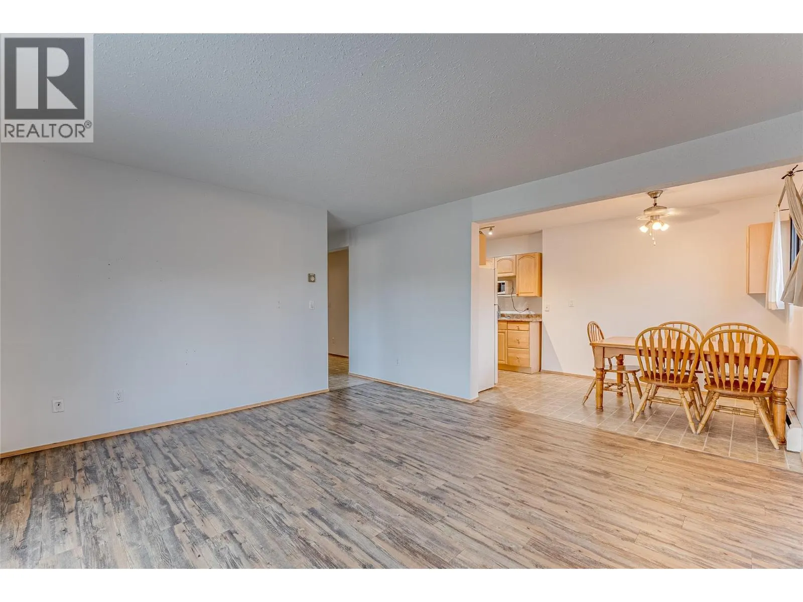 409 Main Street Unit# 206