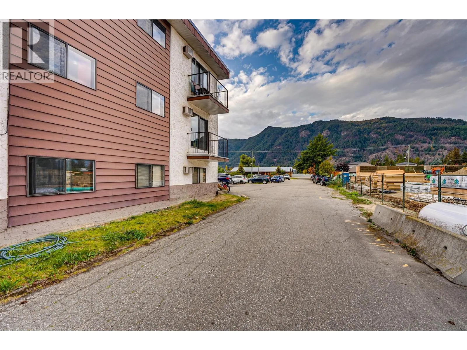 409 Main Street Unit# 206