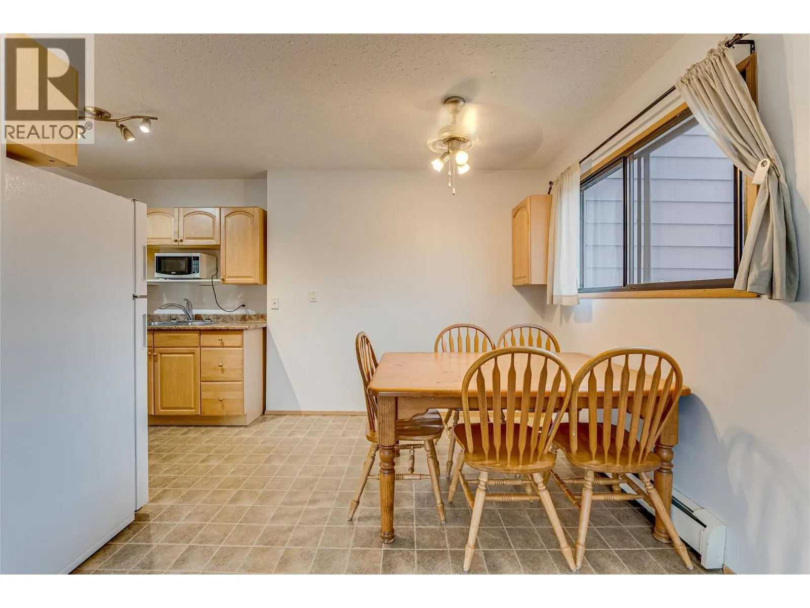 409 Main Street Unit# 206