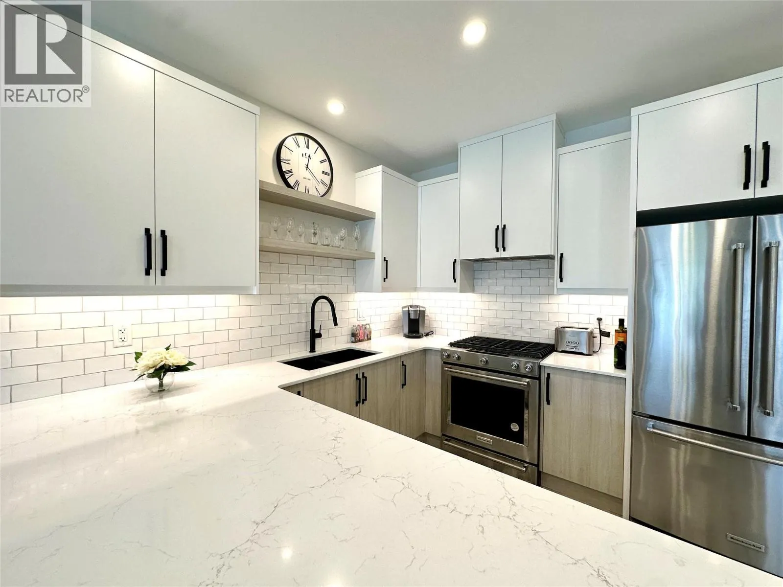 8000 VEDETTE Drive Unit# 5