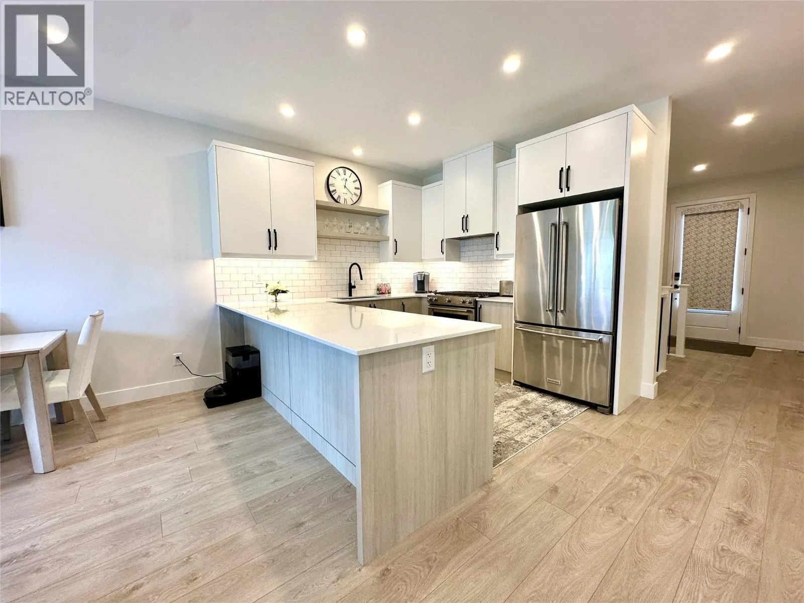 8000 VEDETTE Drive Unit# 5