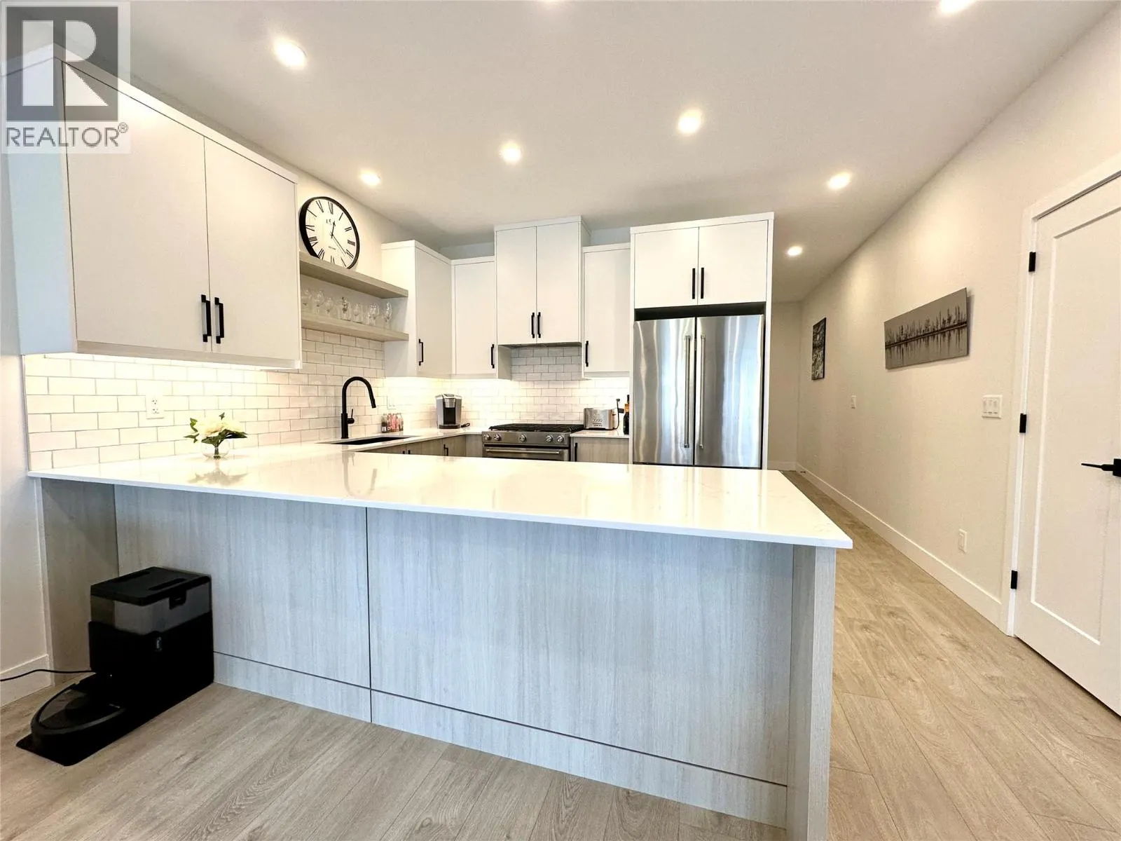 8000 VEDETTE Drive Unit# 5