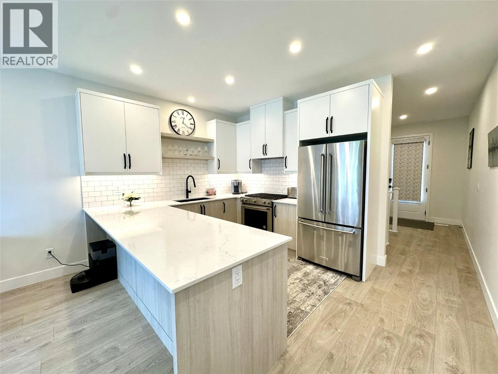 8000 VEDETTE Drive Unit# 5
