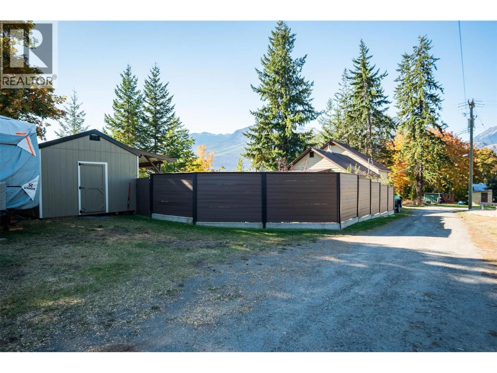 814 KOOTENAY Street