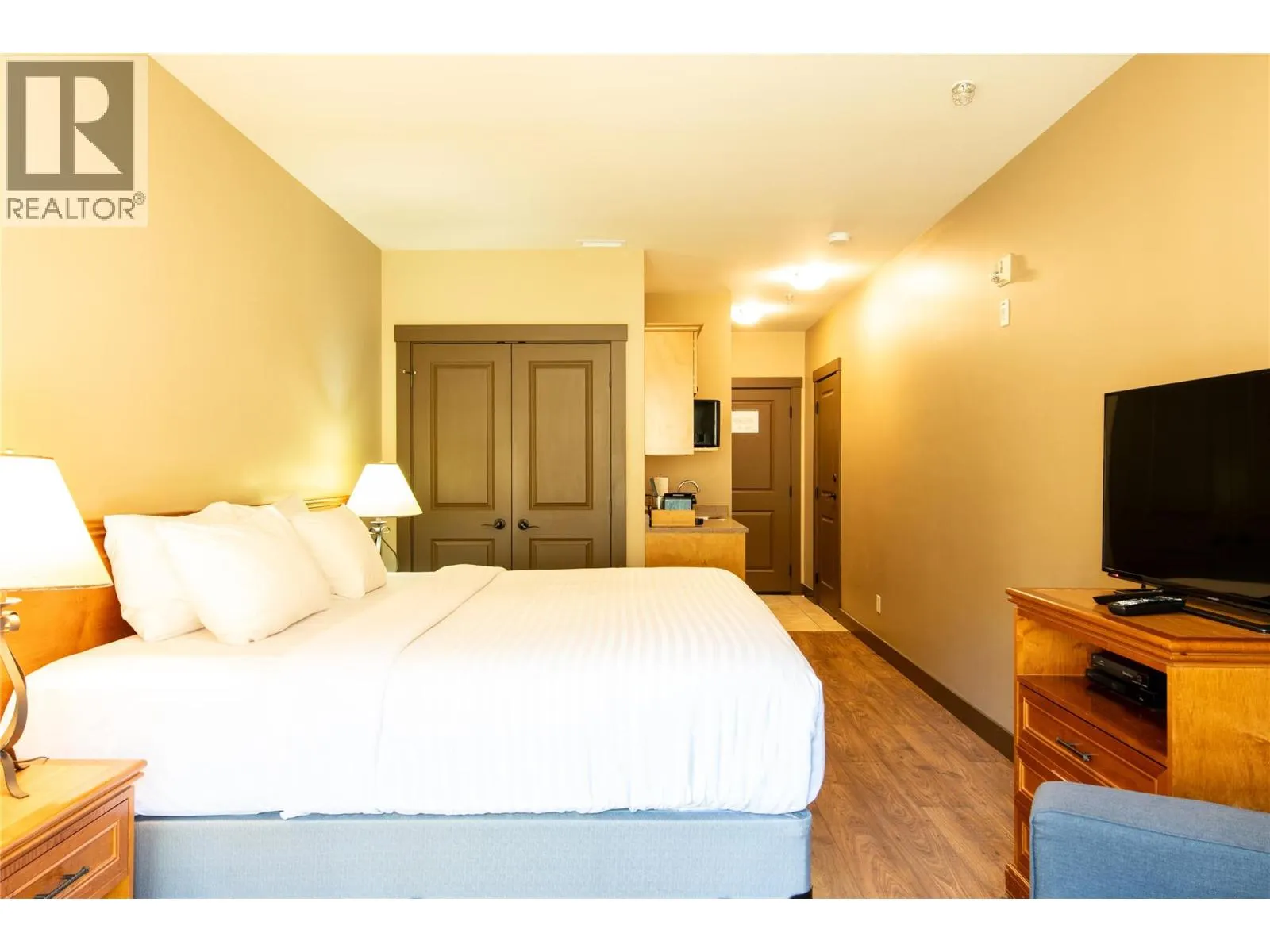 1420 Palliser Trail Unit# 304