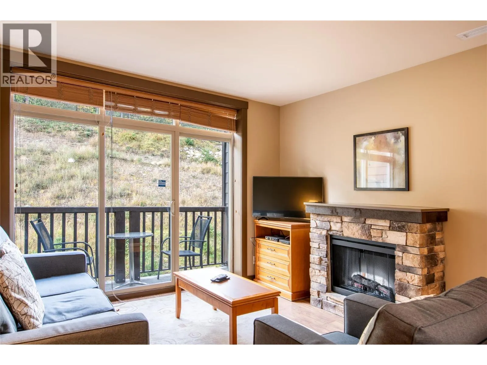 1420 Palliser Trail Unit# 304