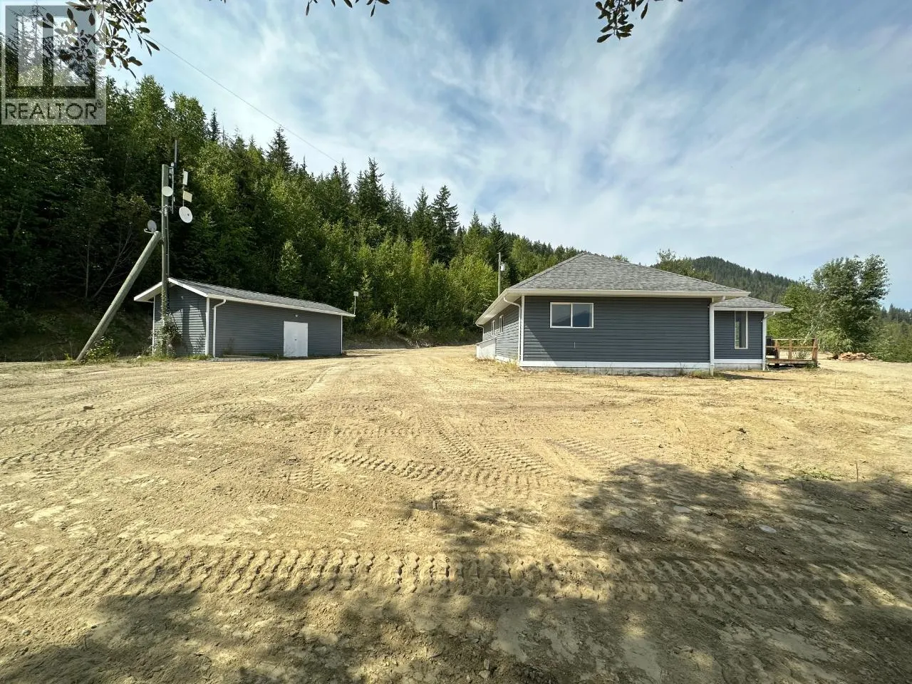 4652 Rose Crescent