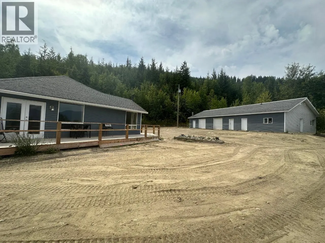 4652 Rose Crescent