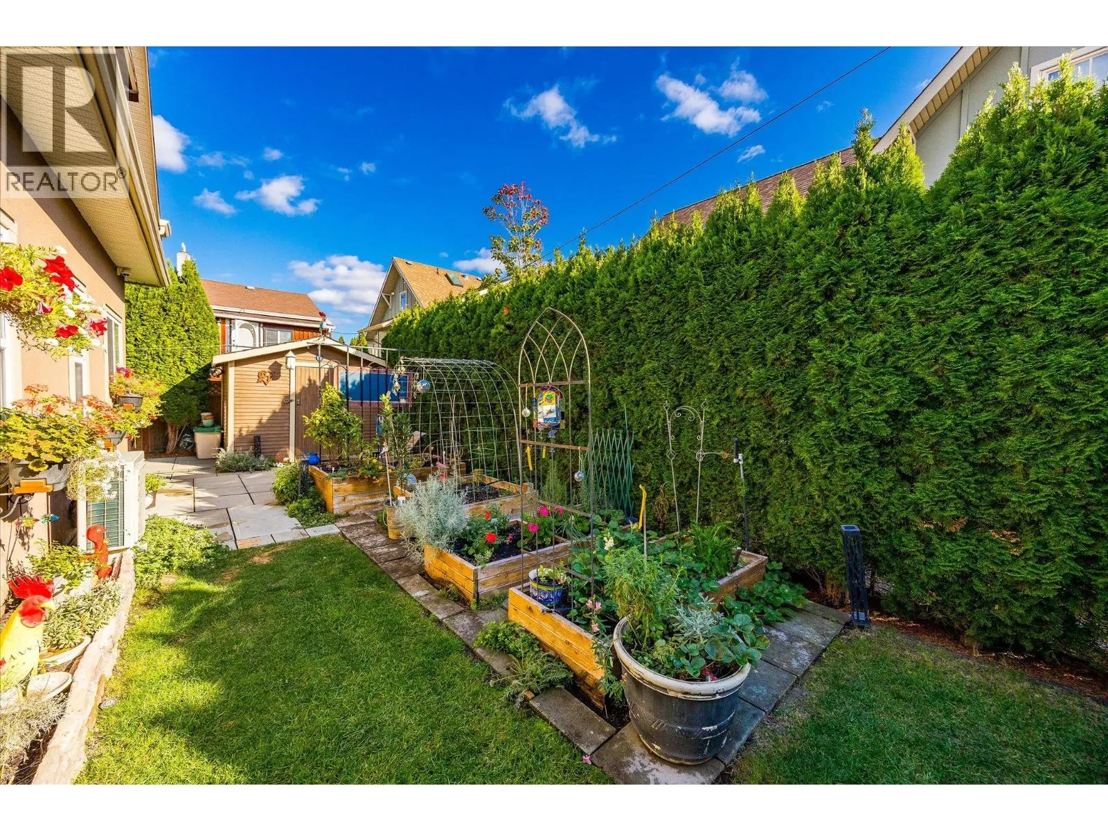 885 Patterson Avenue