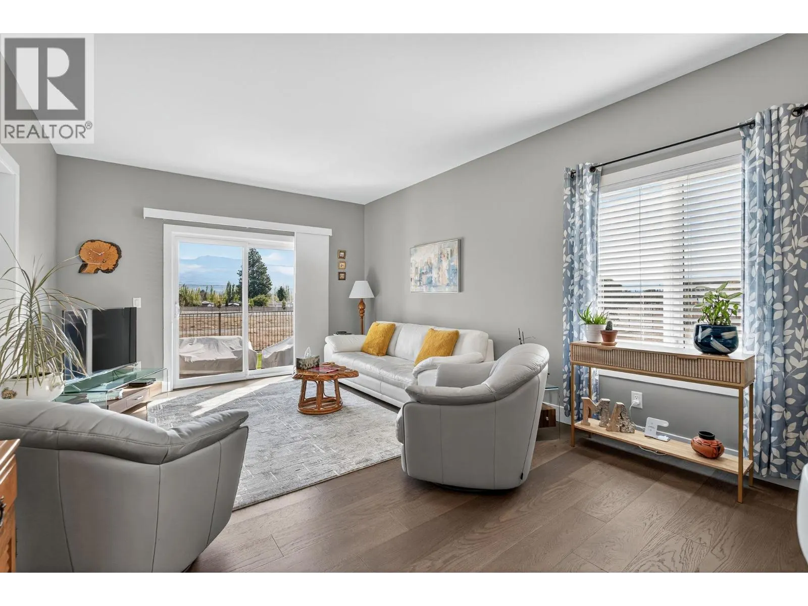 3763 St. James Drive