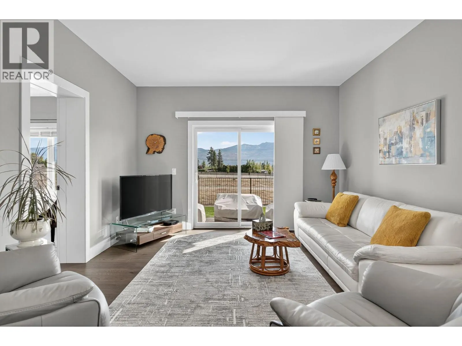 3763 St. James Drive
