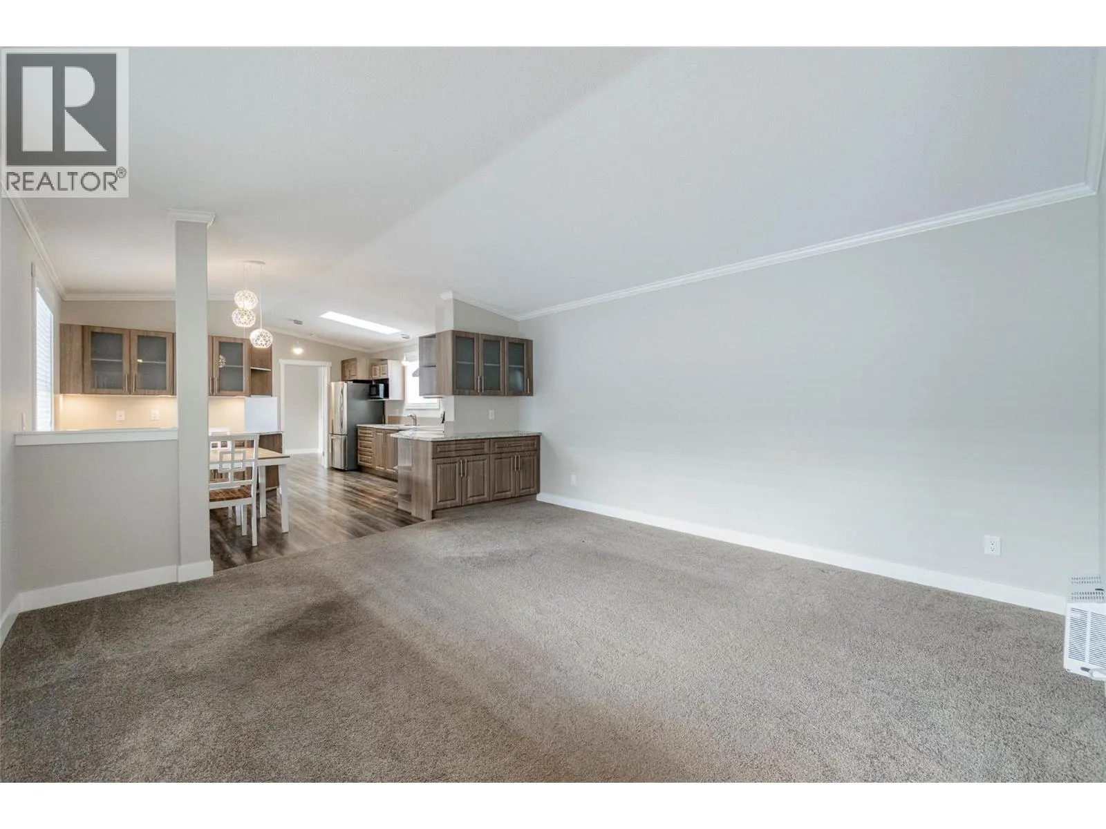 8598 HWY 97 Unit# 90