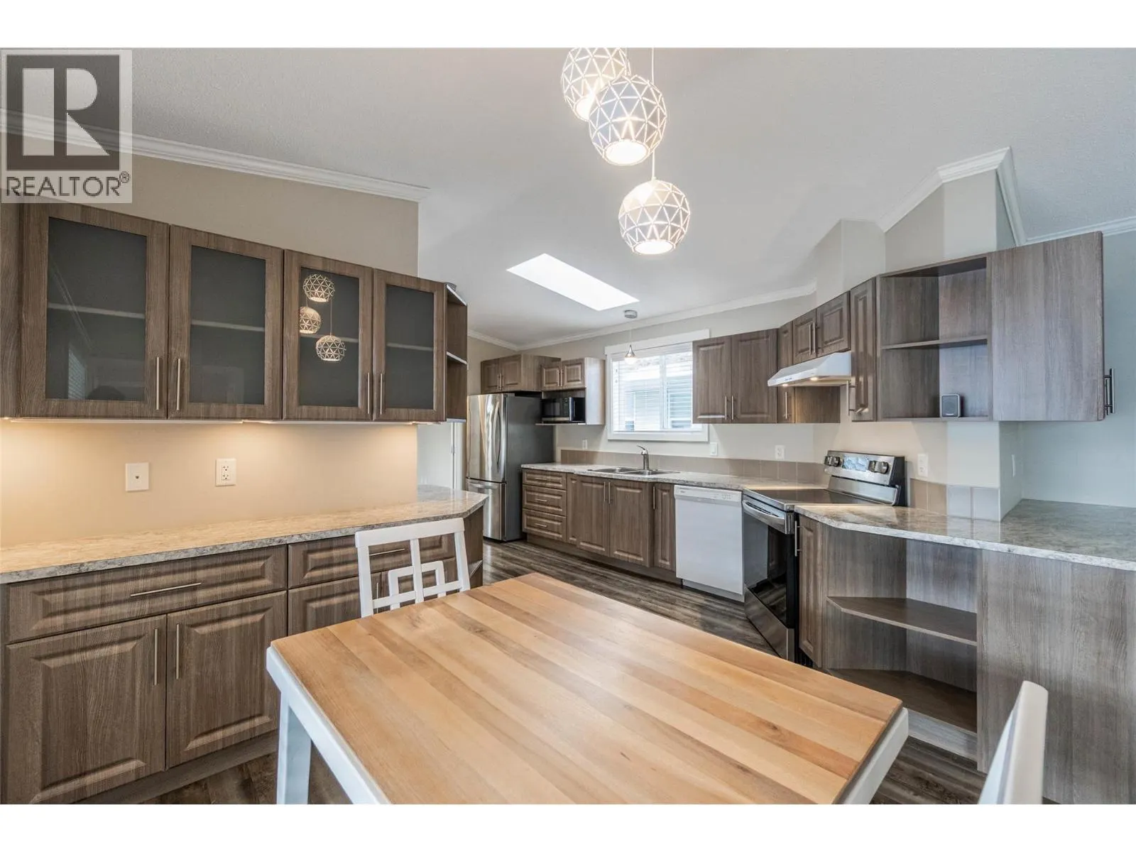 8598 HWY 97 Unit# 90