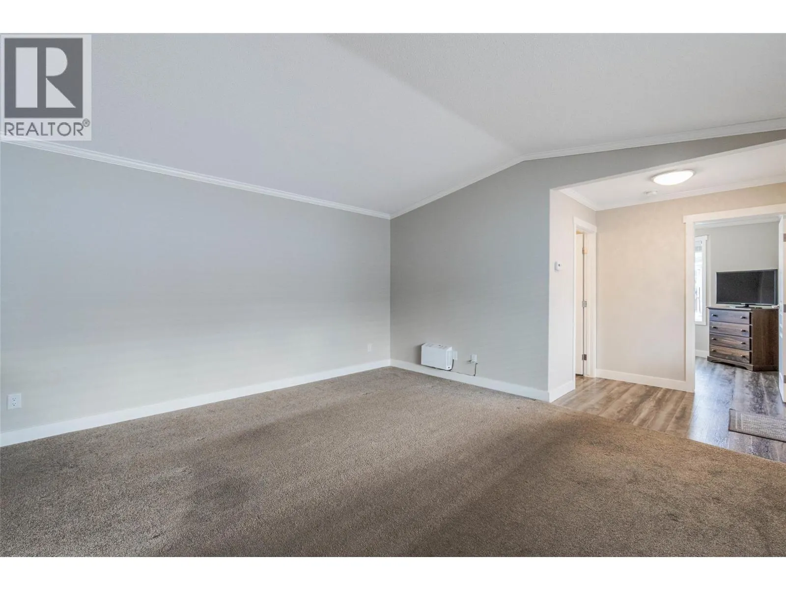 8598 HWY 97 Unit# 90