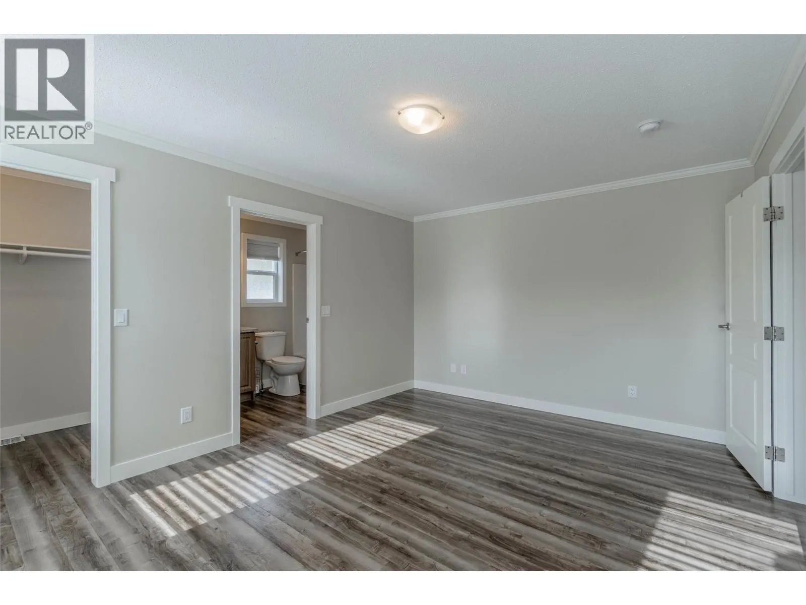 8598 HWY 97 Unit# 90