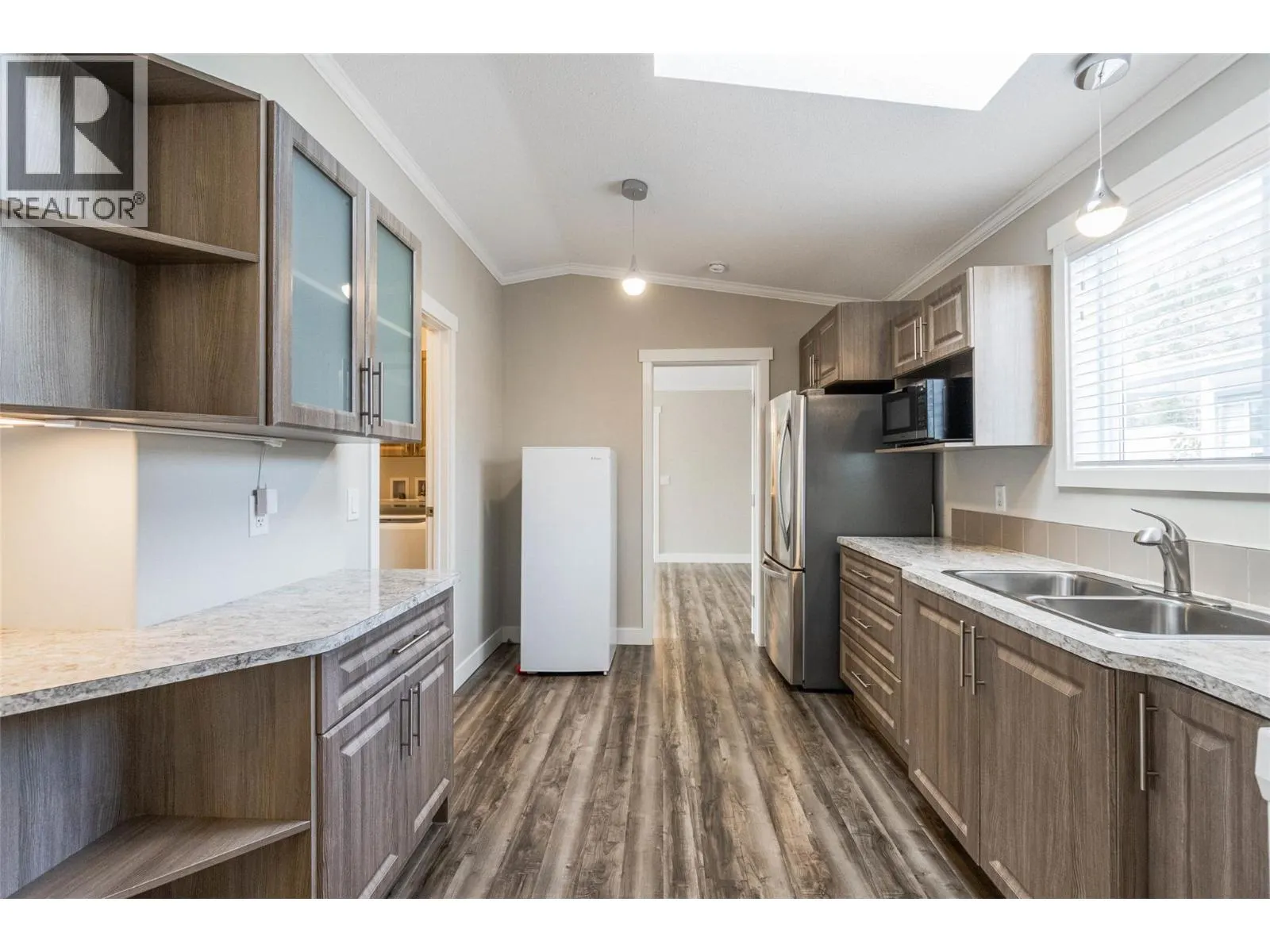 8598 HWY 97 Unit# 90