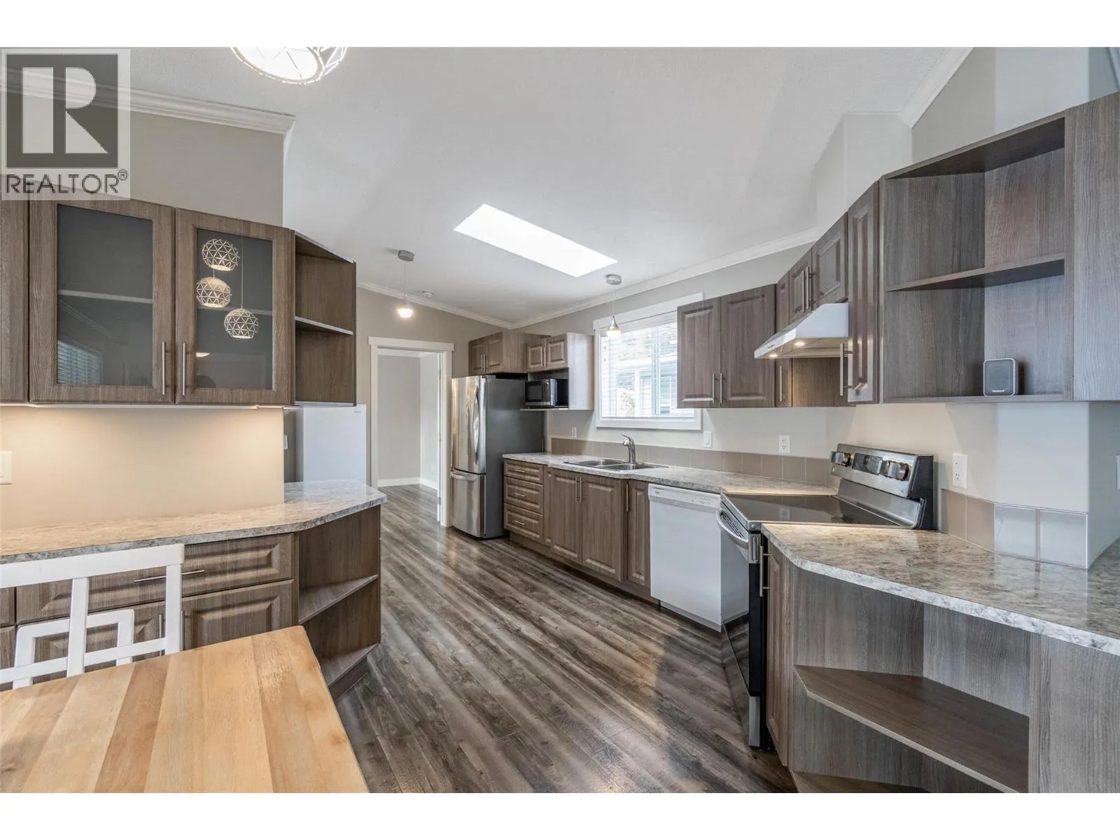 8598 HWY 97 Unit# 90