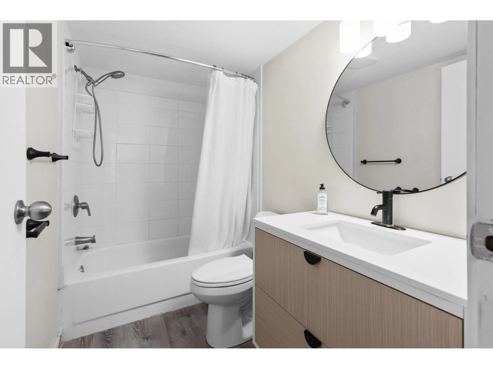 3854 Gordon Drive Unit# 285