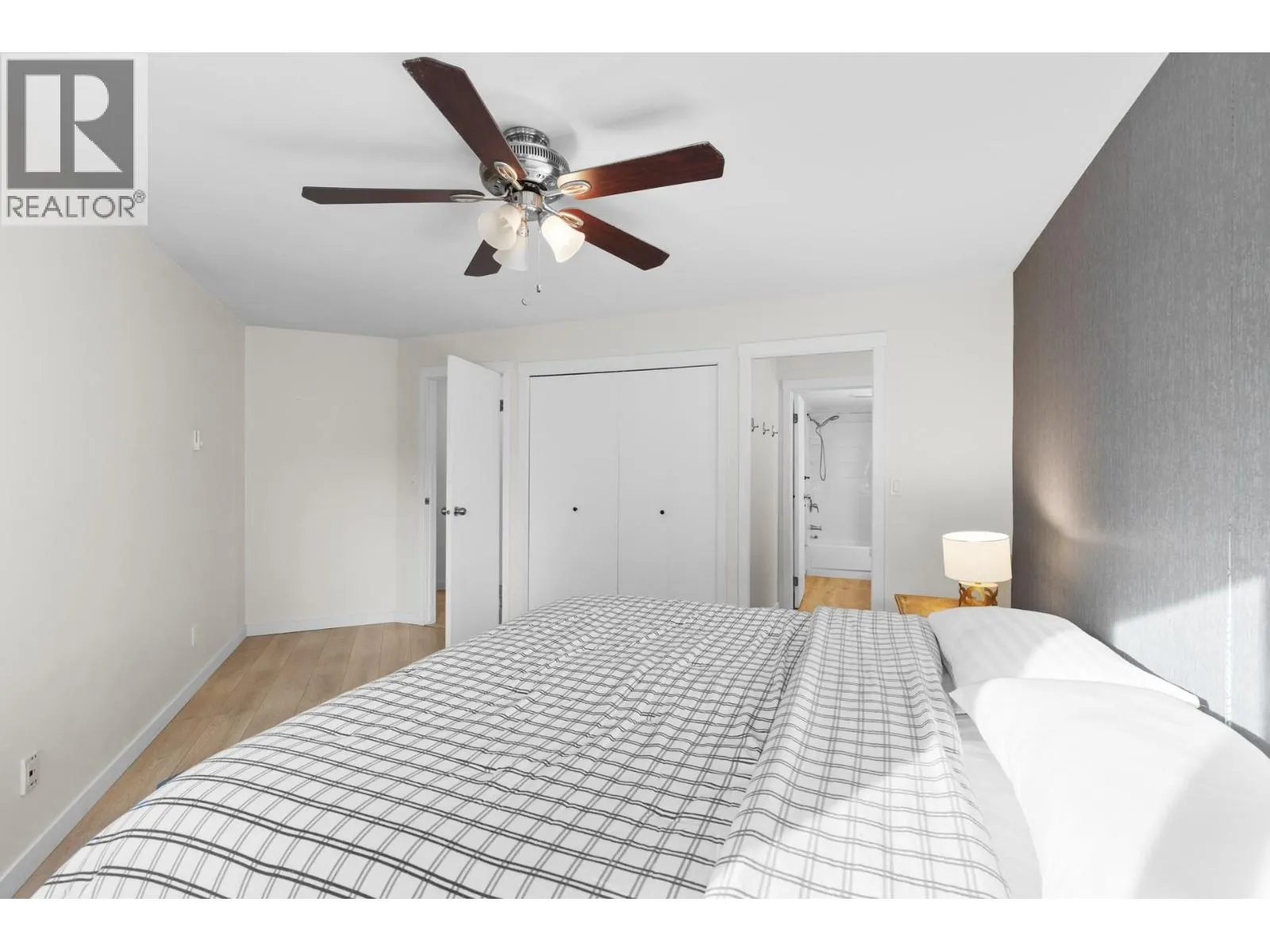 3854 Gordon Drive Unit# 285
