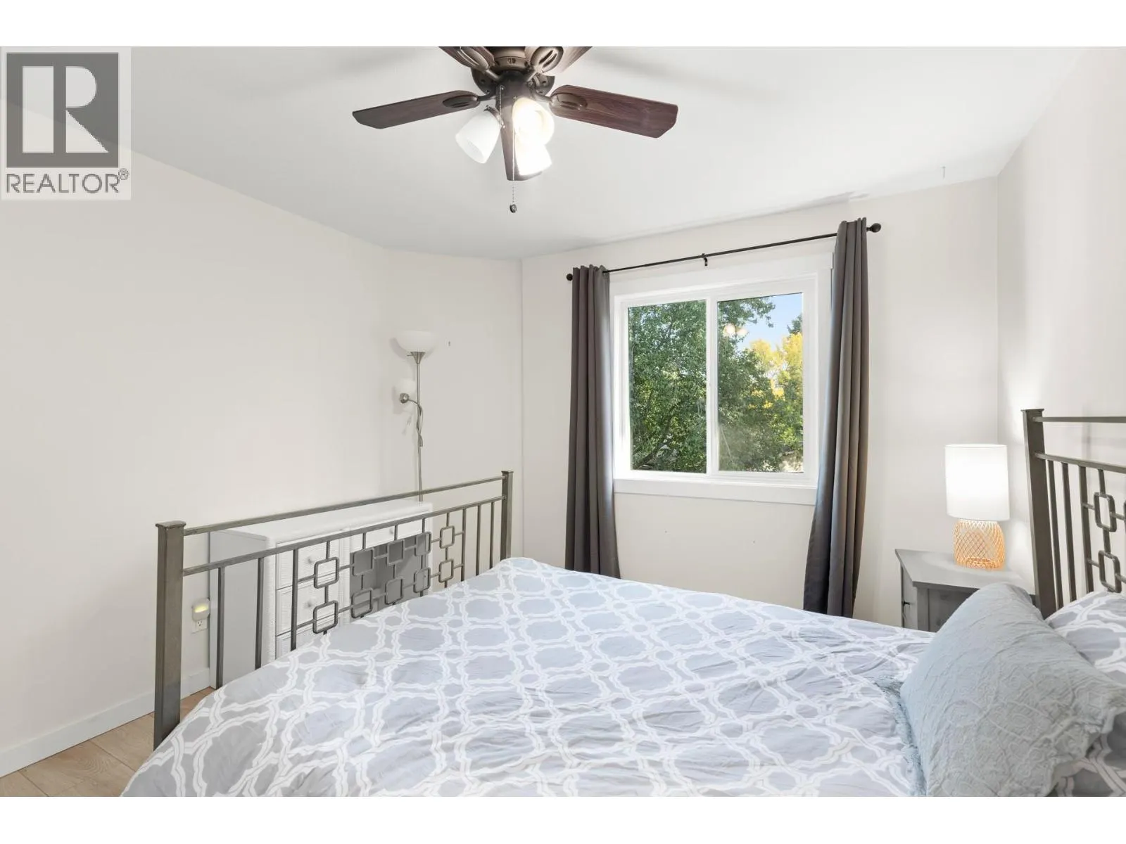 3854 Gordon Drive Unit# 285