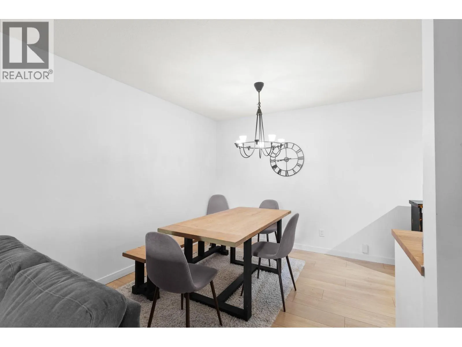 3854 Gordon Drive Unit# 285