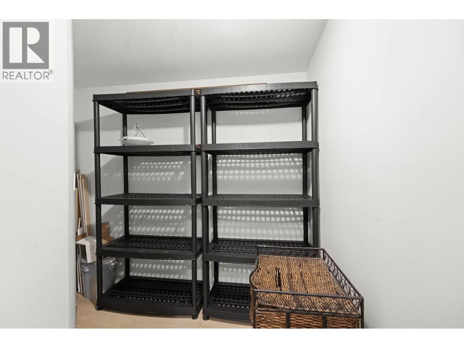 3854 Gordon Drive Unit# 285