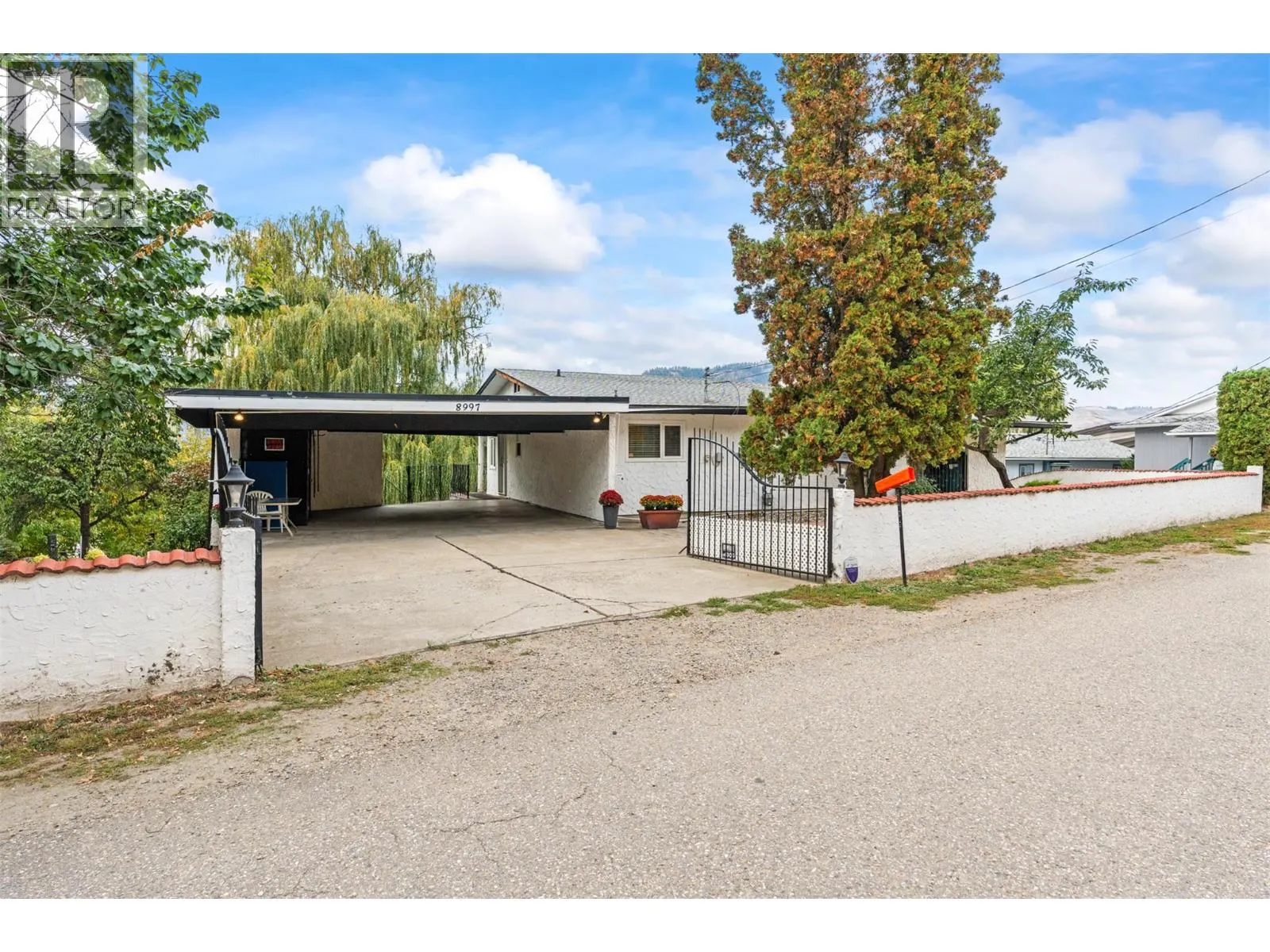 8997 Peters Road