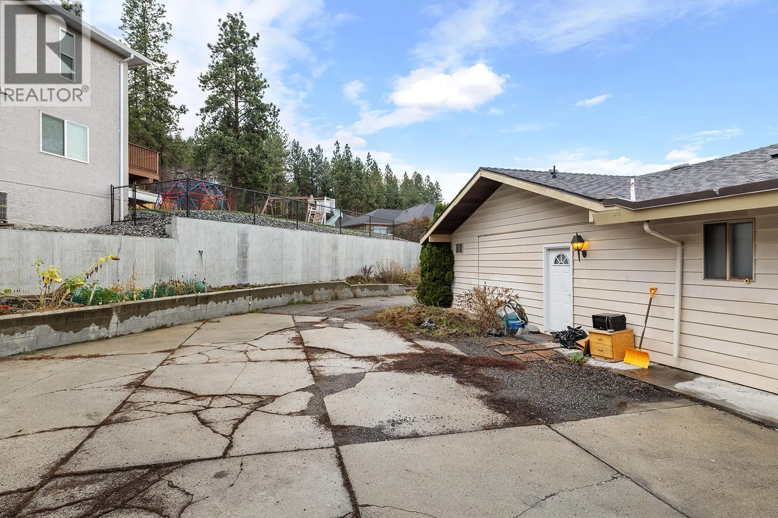 154 Applebrooke Crescent