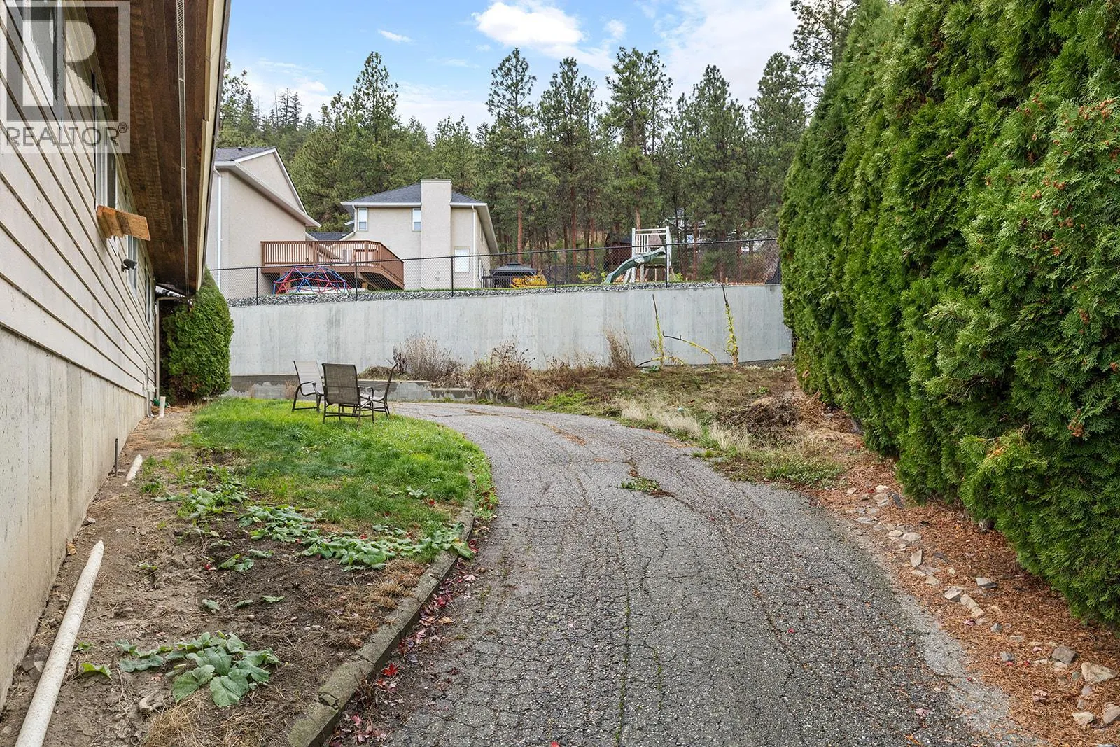 154 Applebrooke Crescent