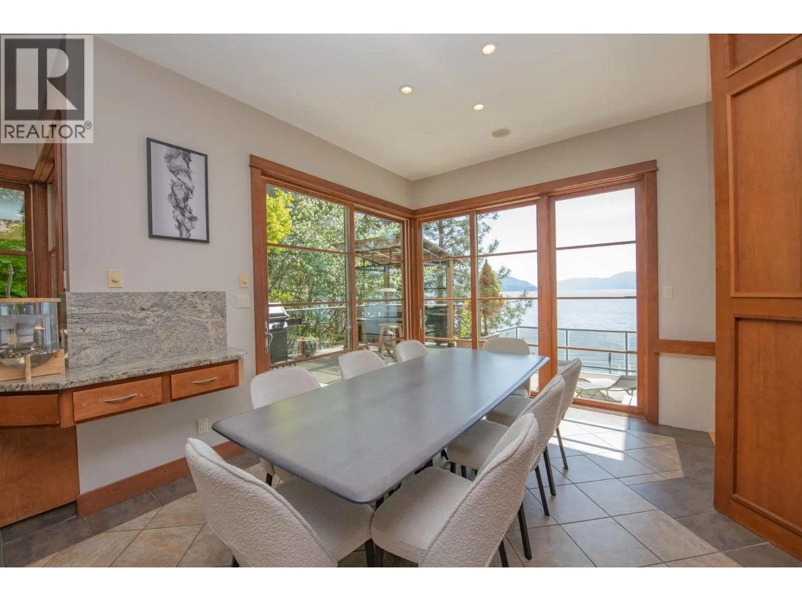 100 Kestrel Place Unit# 12