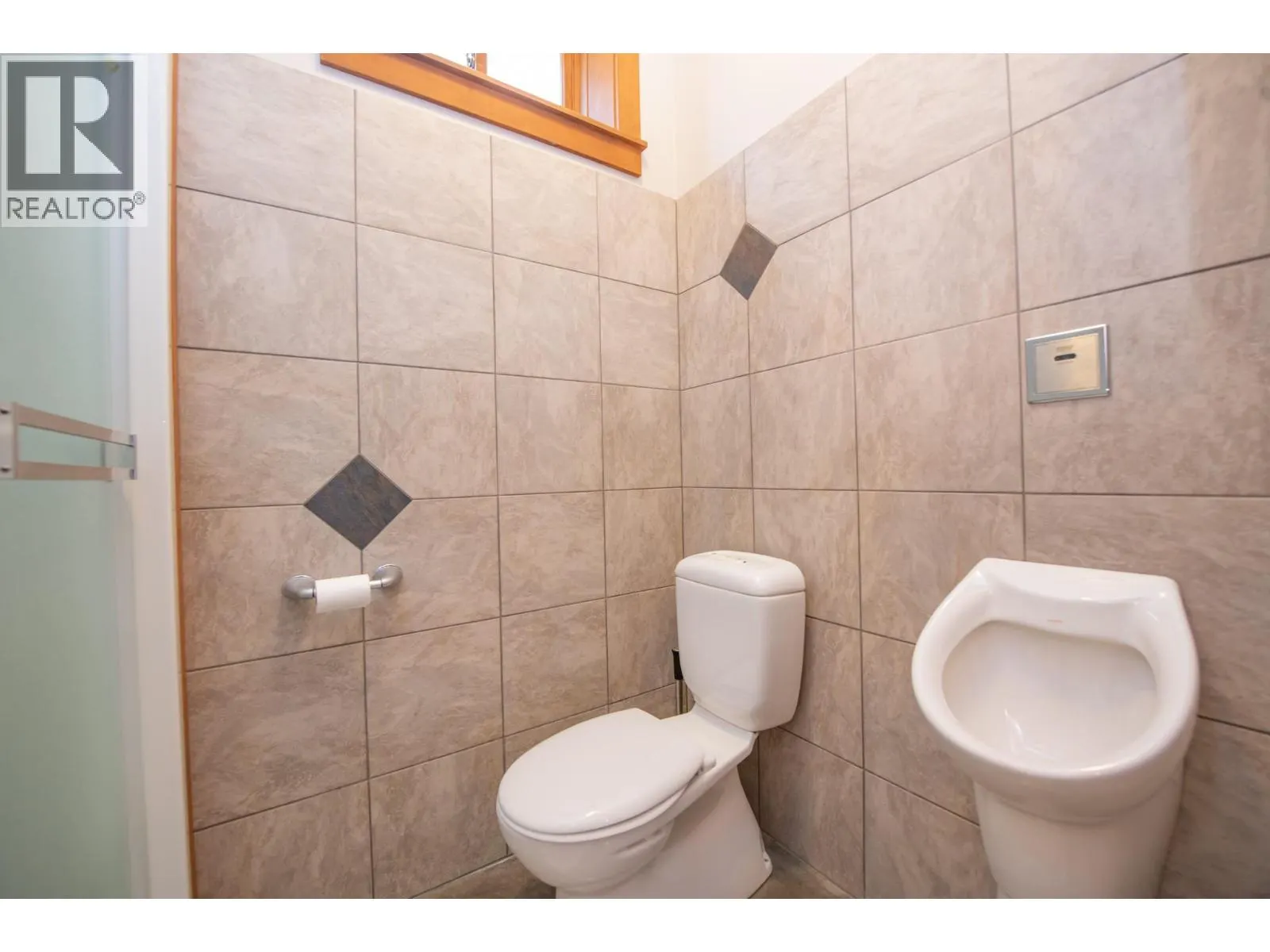 100 Kestrel Place Unit# 12