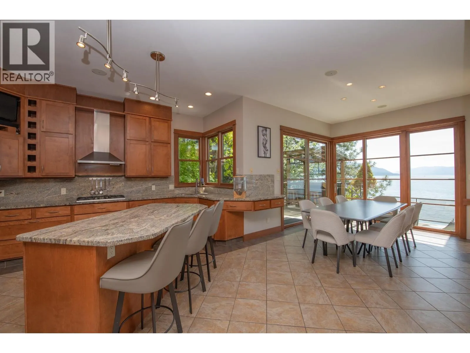 100 Kestrel Place Unit# 12