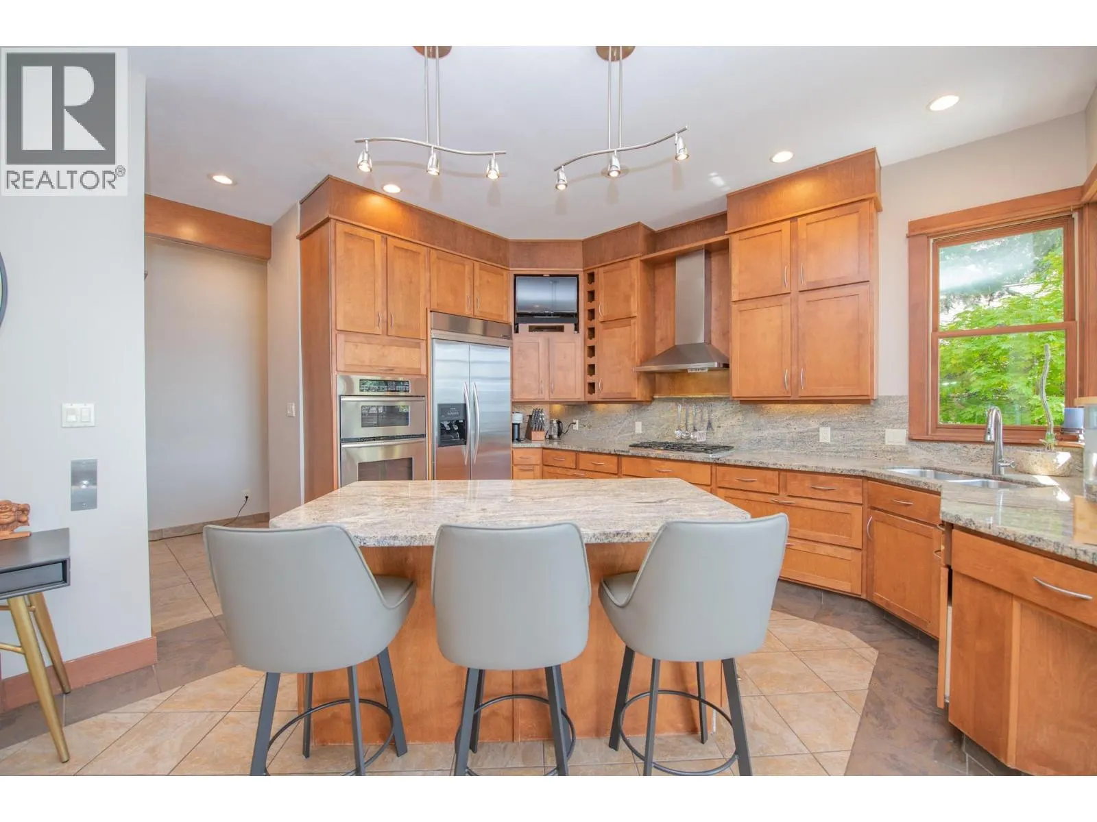 100 Kestrel Place Unit# 12