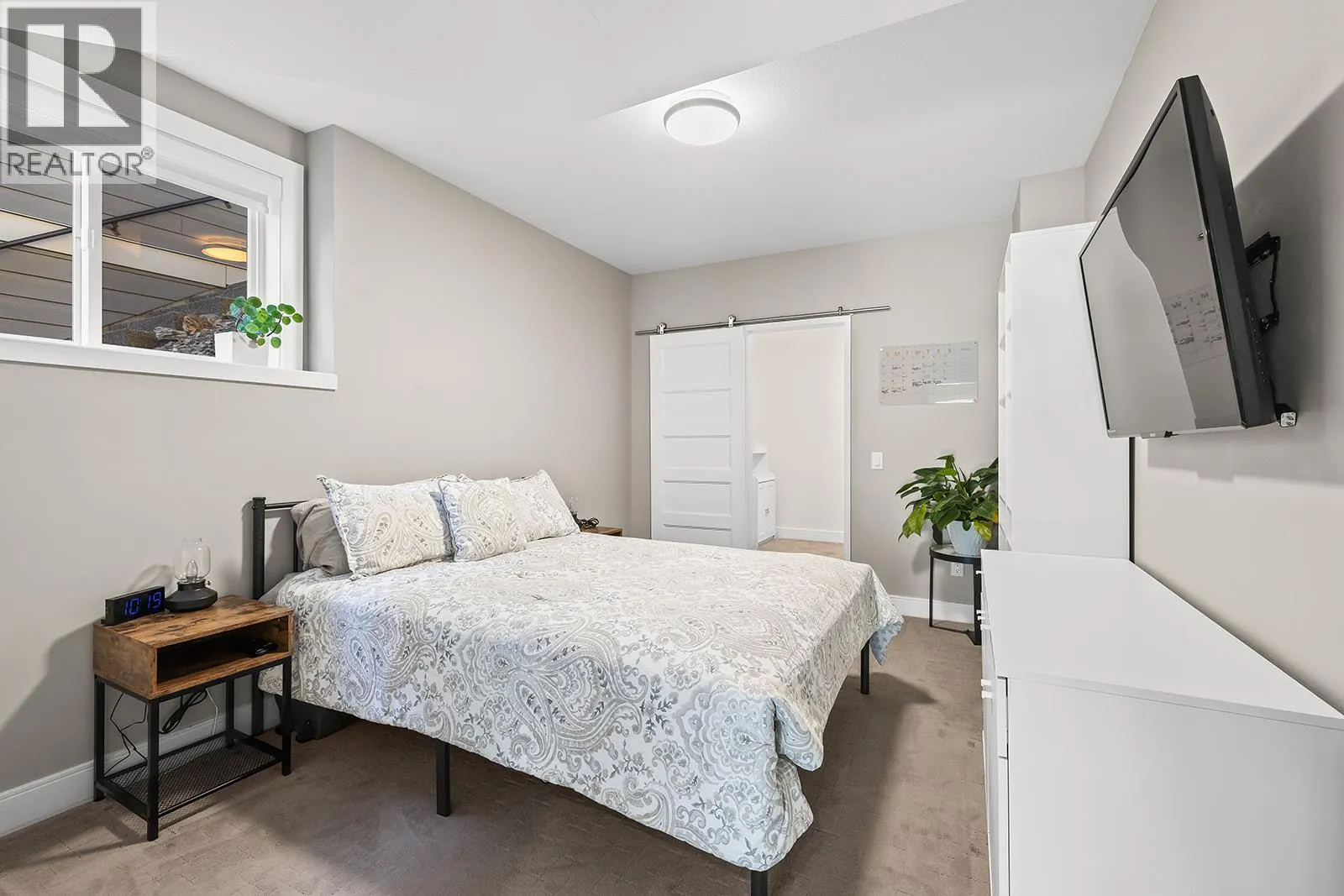 123 Split Pine Court