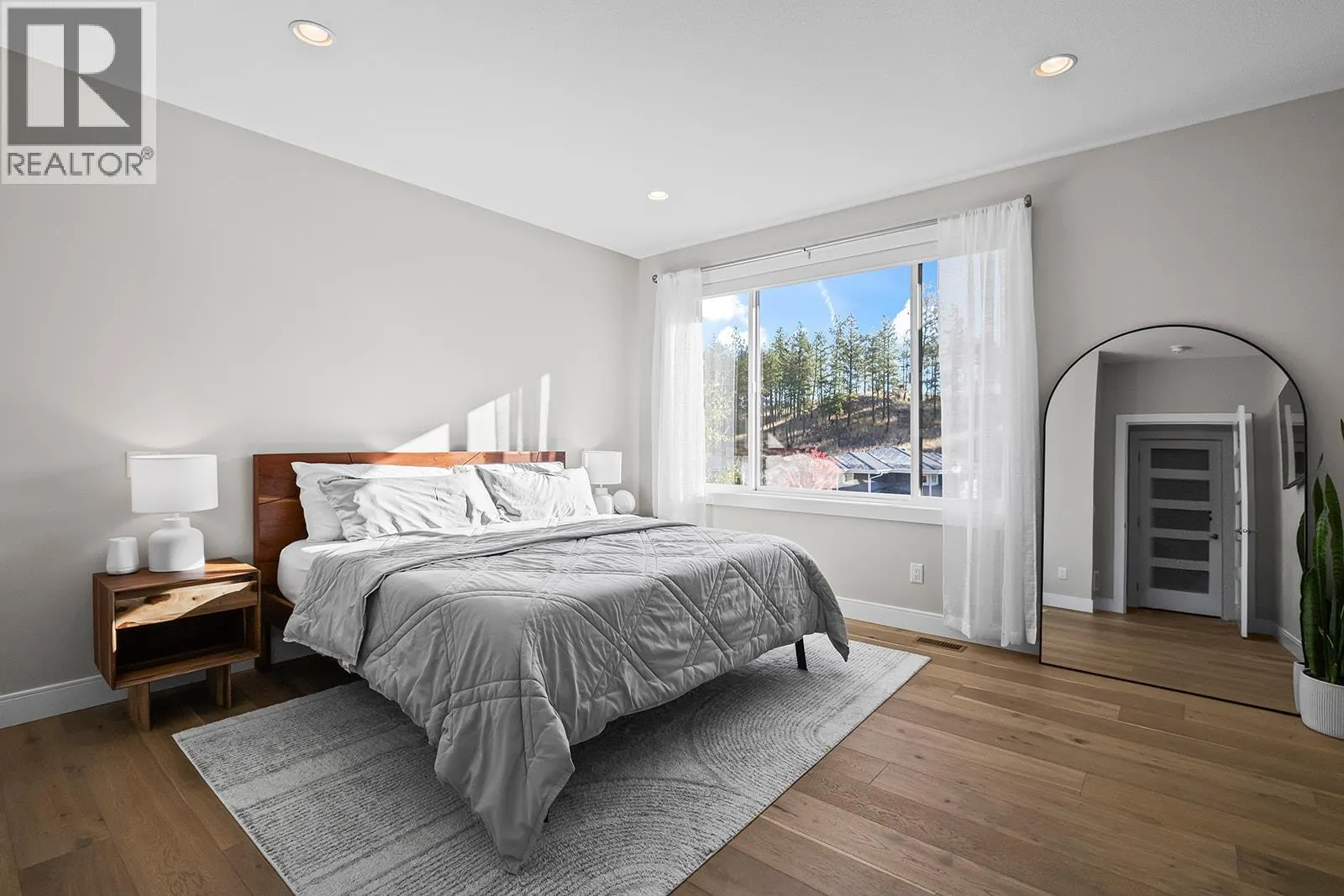 123 Split Pine Court