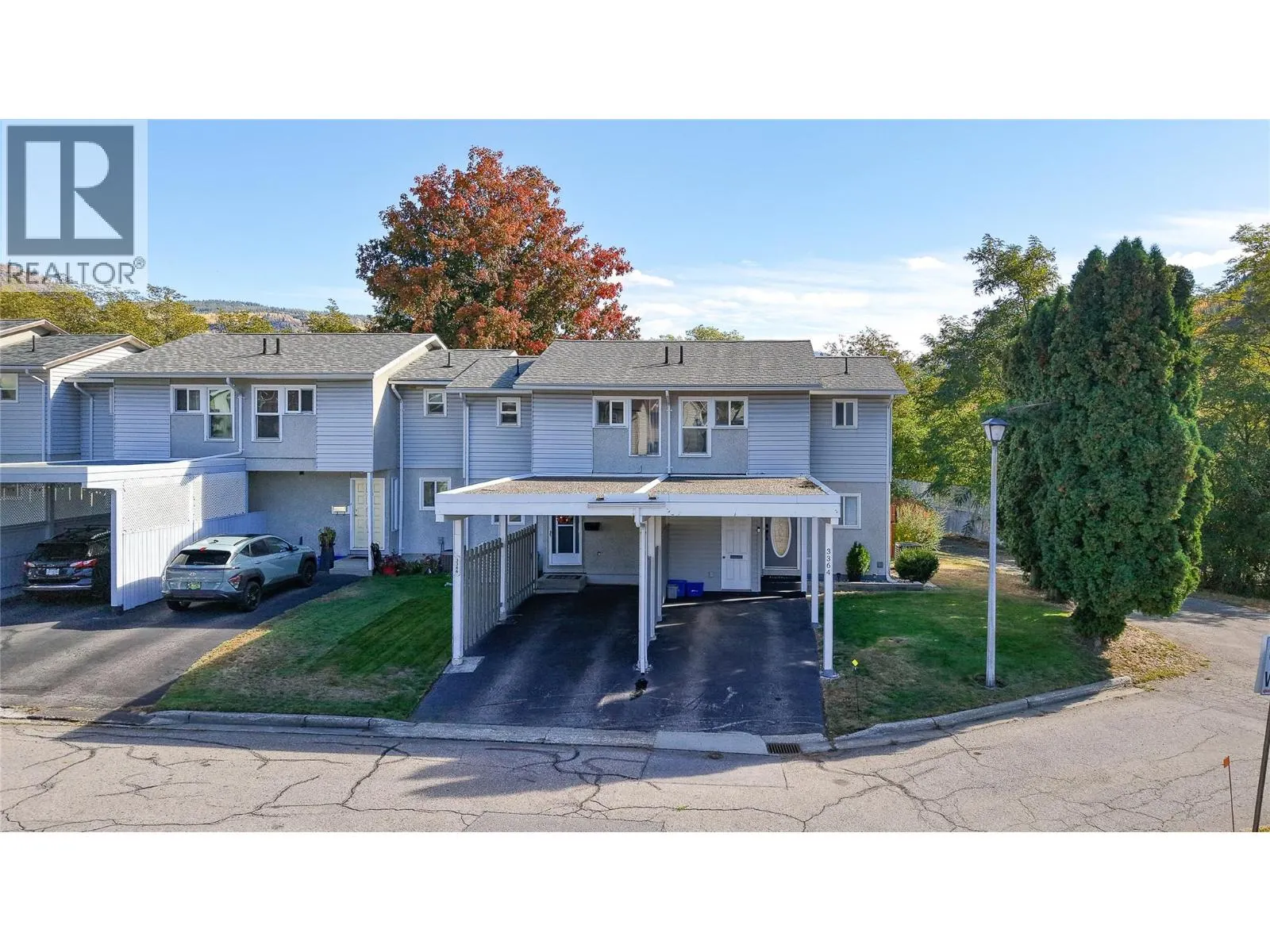 3366 Laurel Crescent