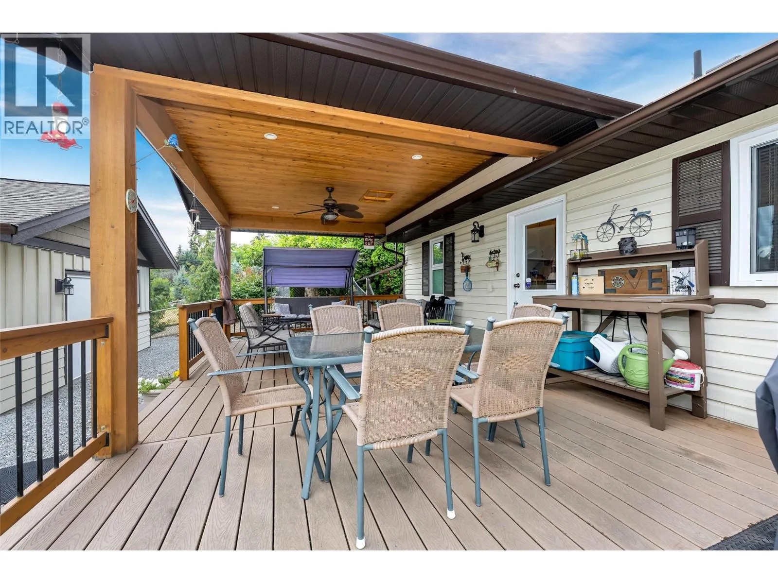 6463 Blue Jay Road