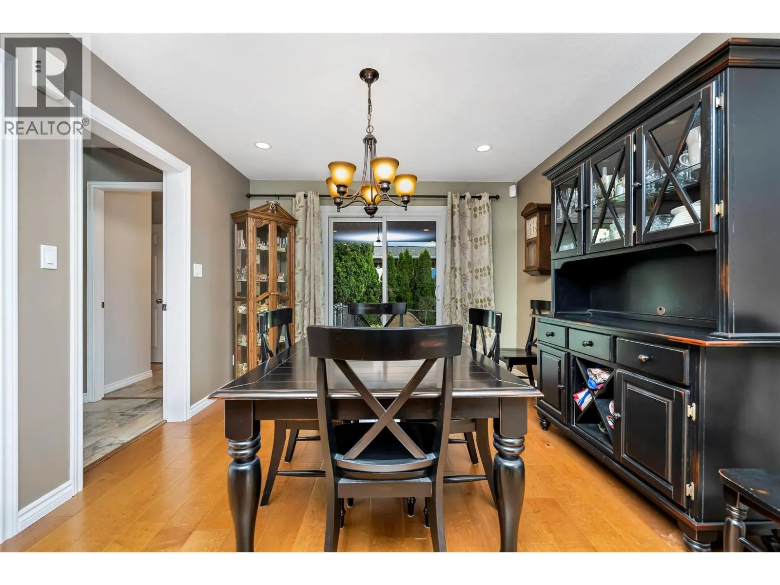 6463 Blue Jay Road