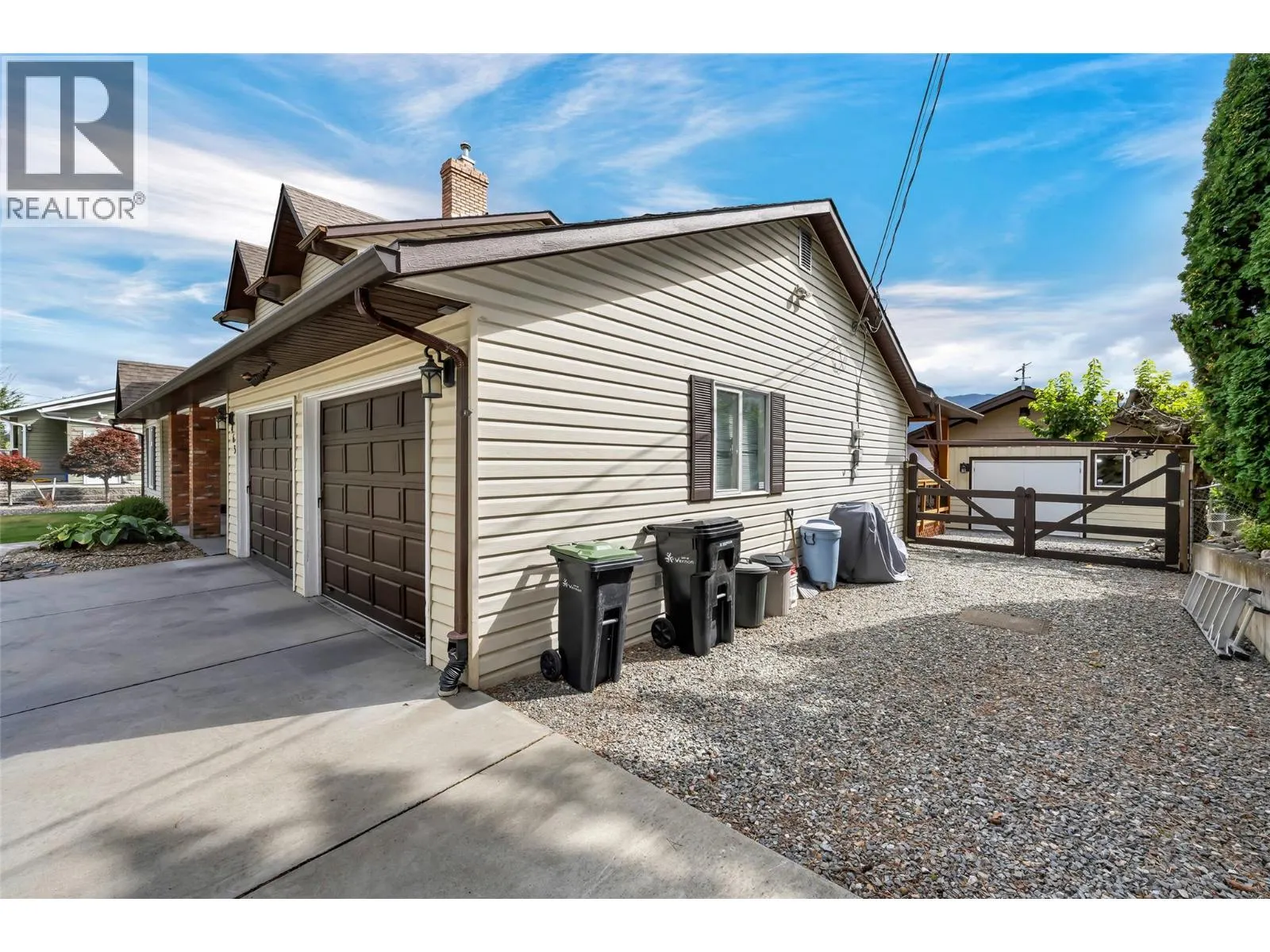 6463 Blue Jay Road